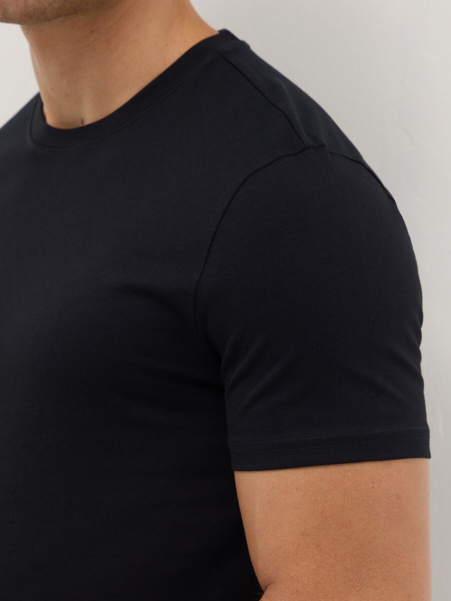 Two-Pack Black T-shirts in Pure Cotton Regular Fit_3