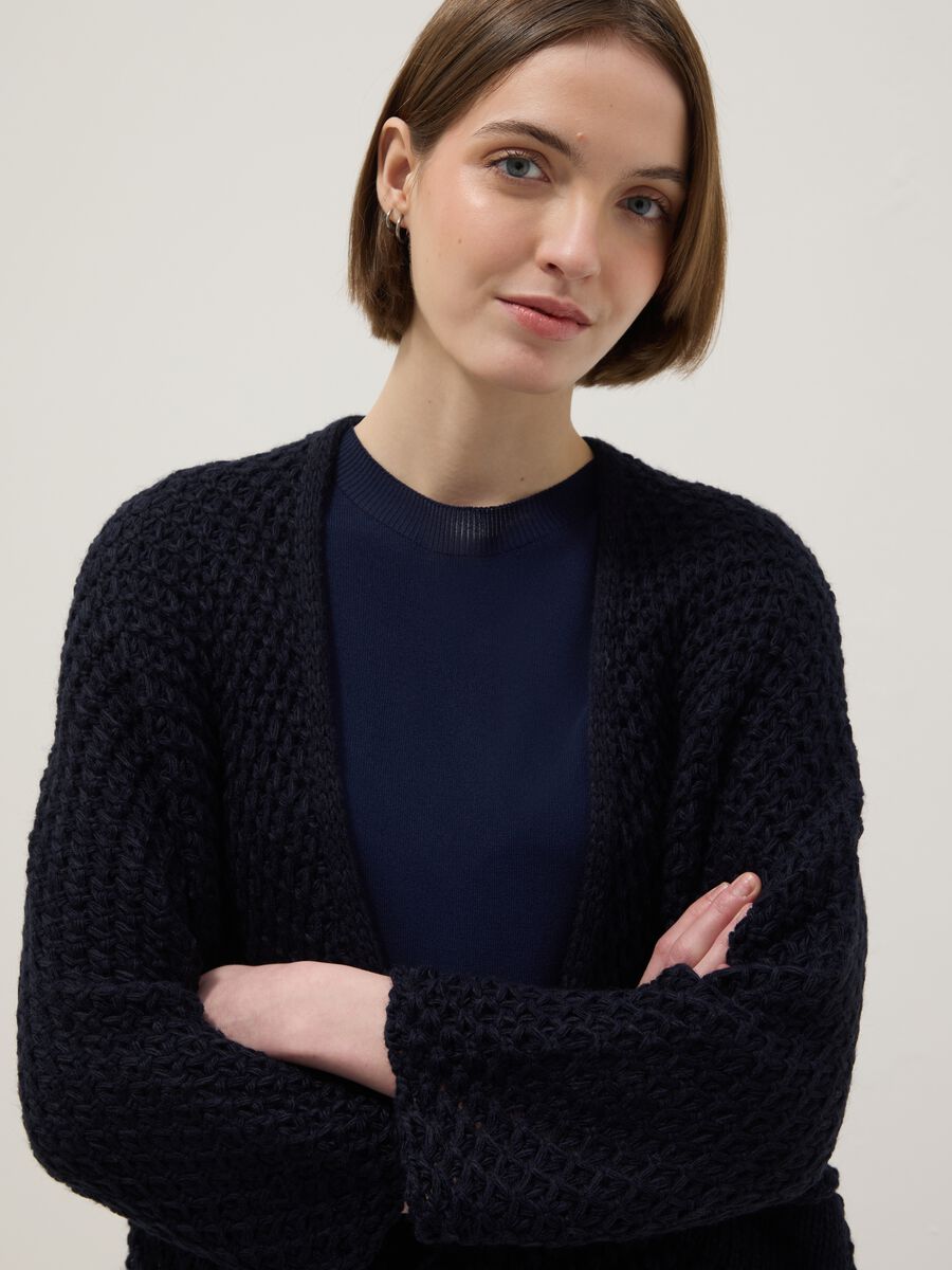 Cardigan blu regular fit a maglia intrecciata_1