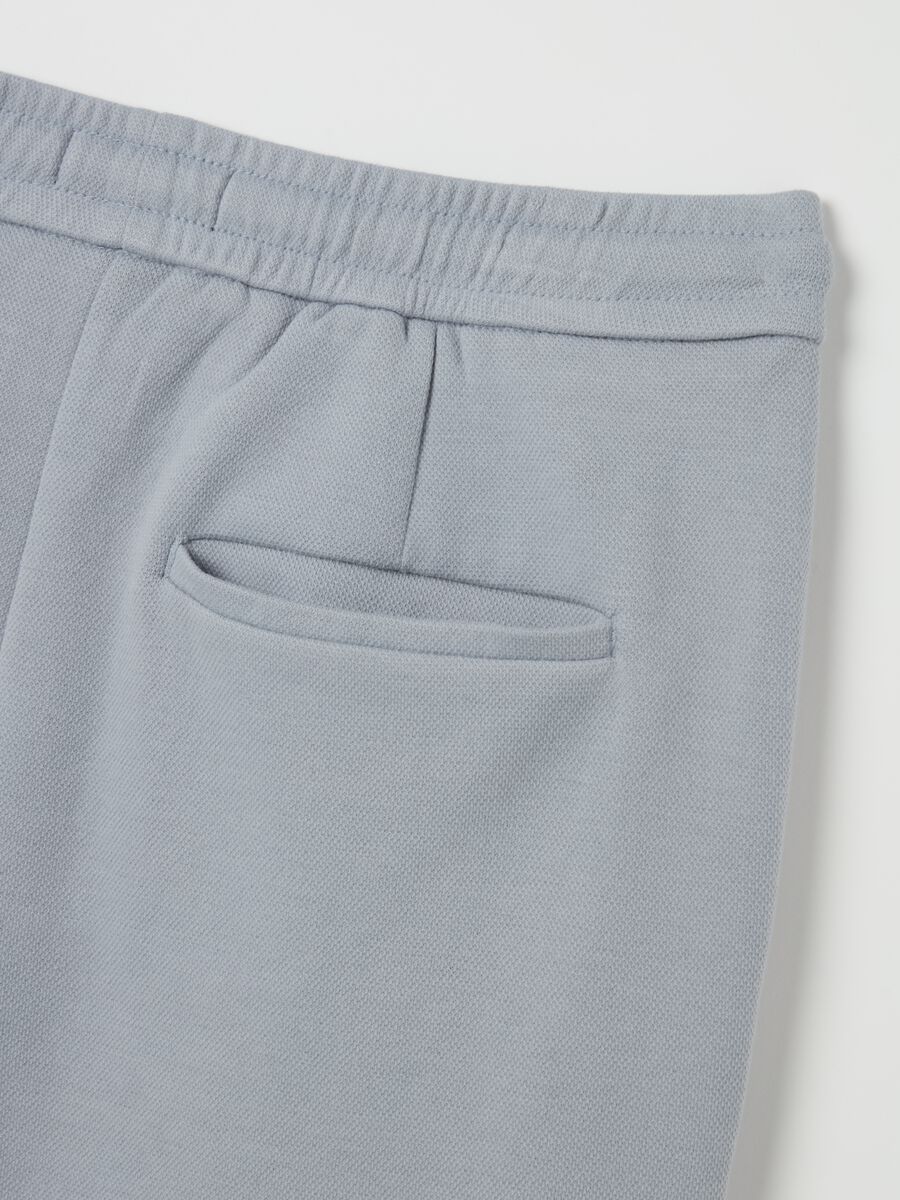 Chino Bermuda shorts in cotton with drawstring_5