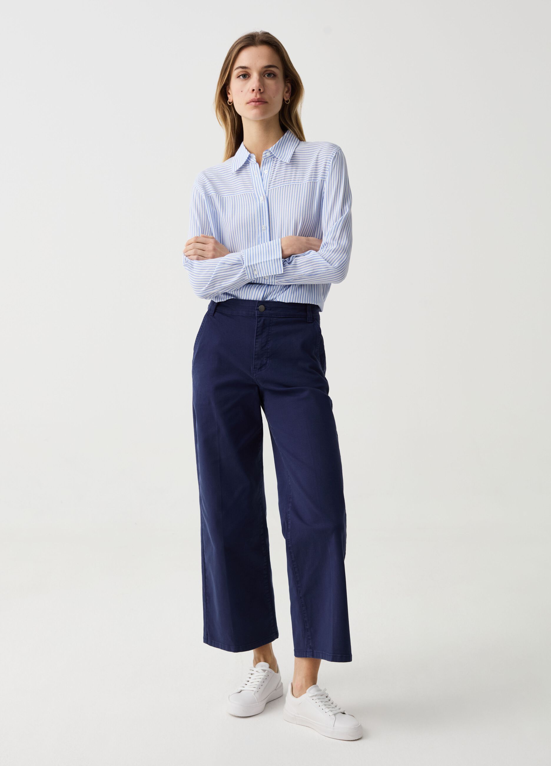 Wide-leg cropped trousers