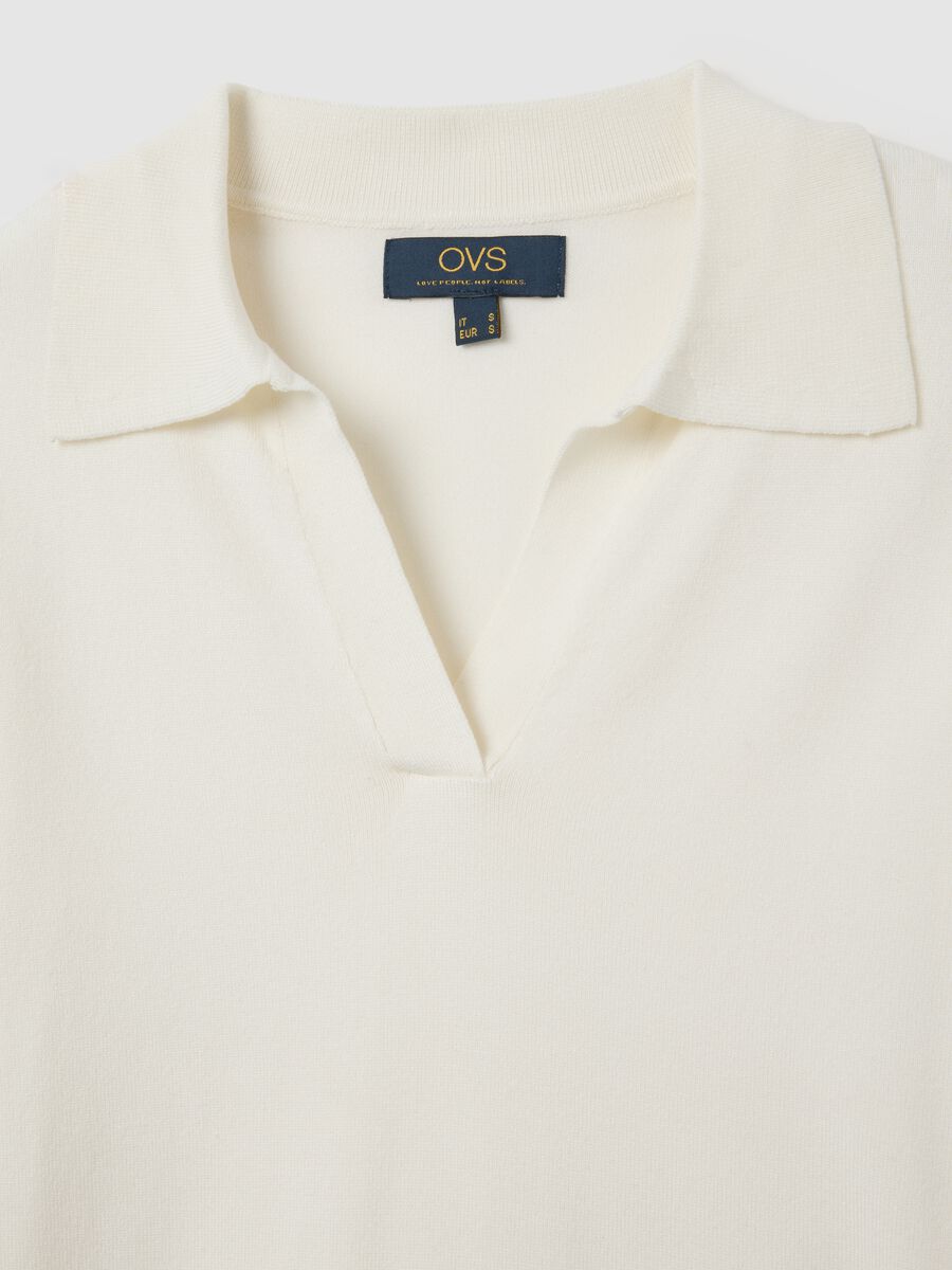 White Pullover with Polo Collar_5