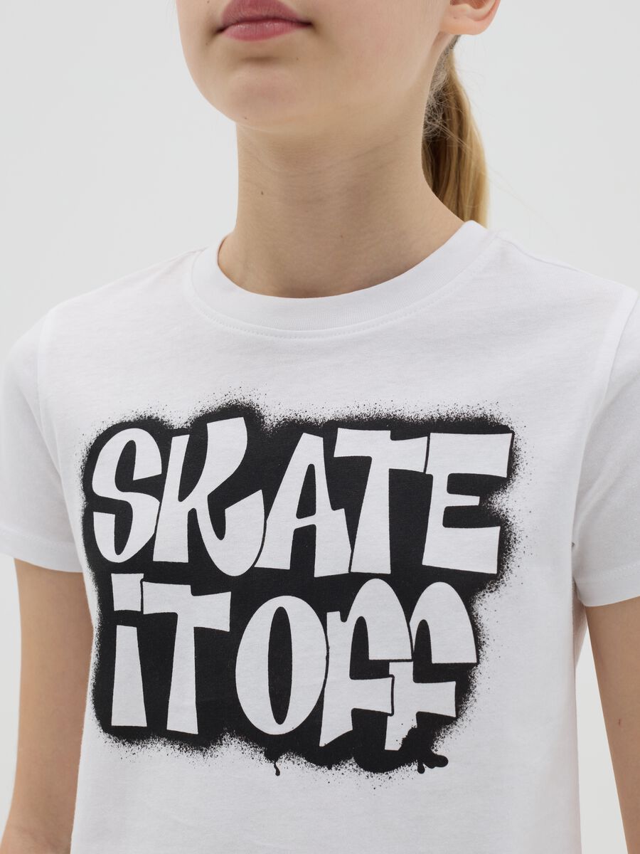 Cotton T-print with "Skate it Off" print_1