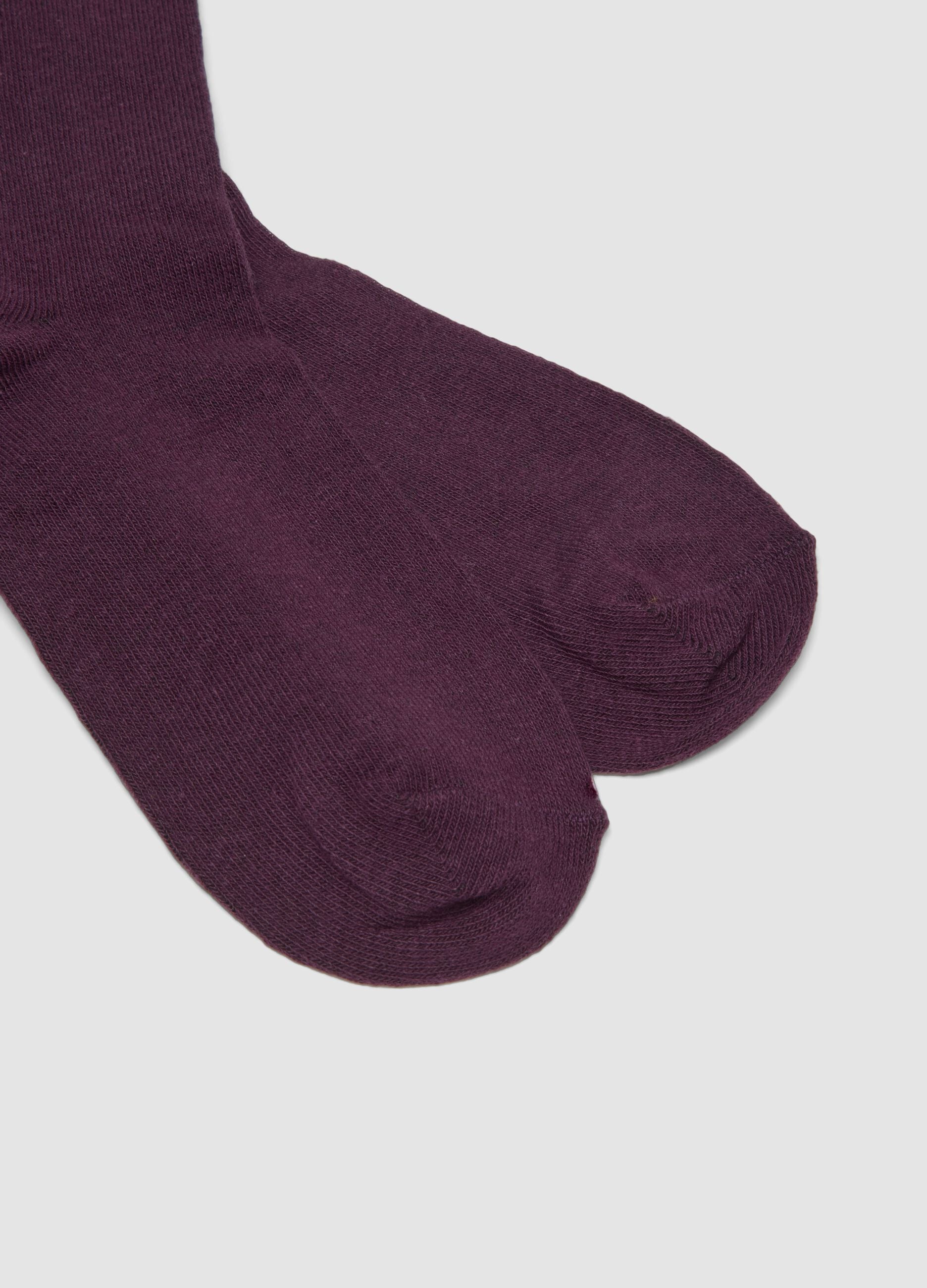 Dark purple socks in stretch organic cotton