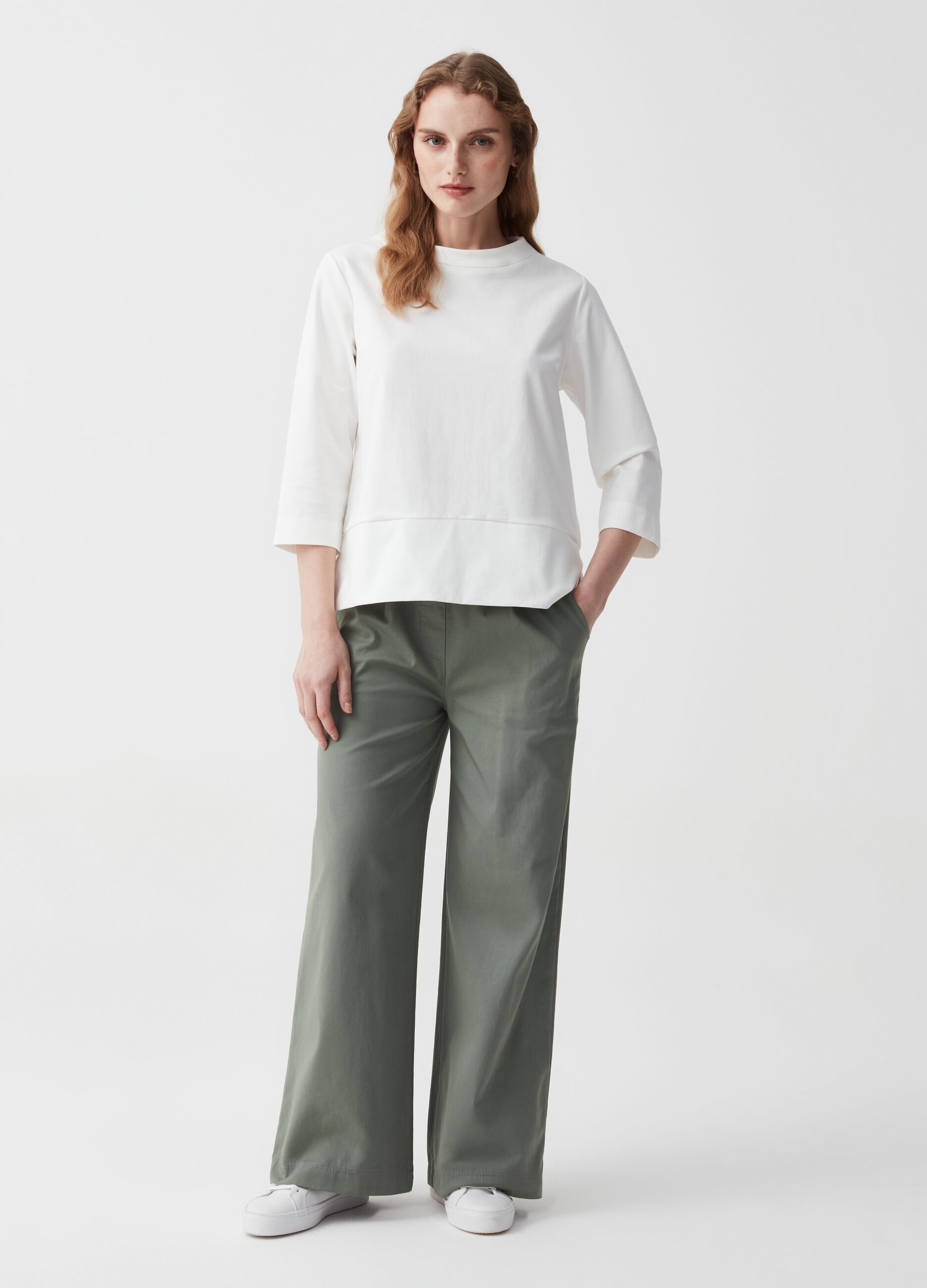 Wide leg trousers with drawstring and pleats