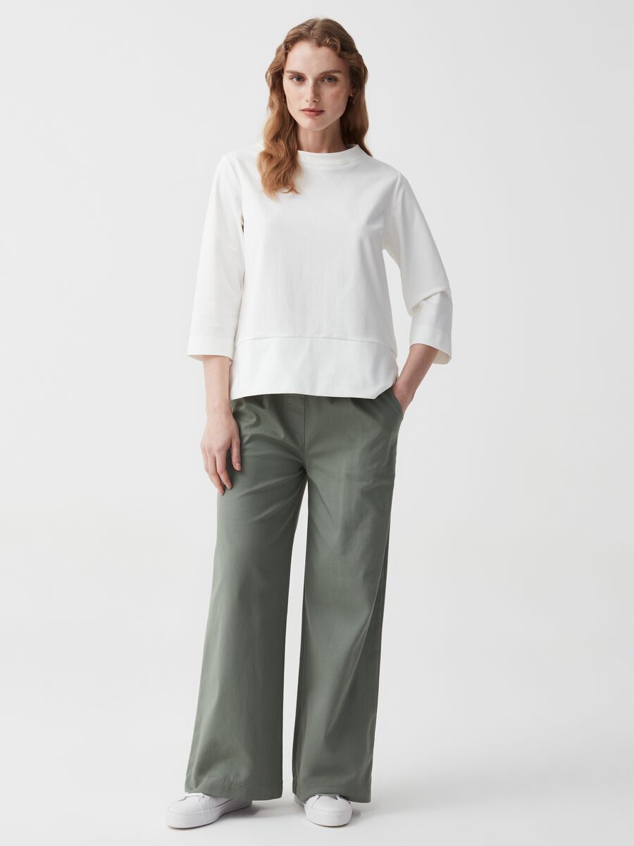 Wide leg trousers with drawstring and pleats_0