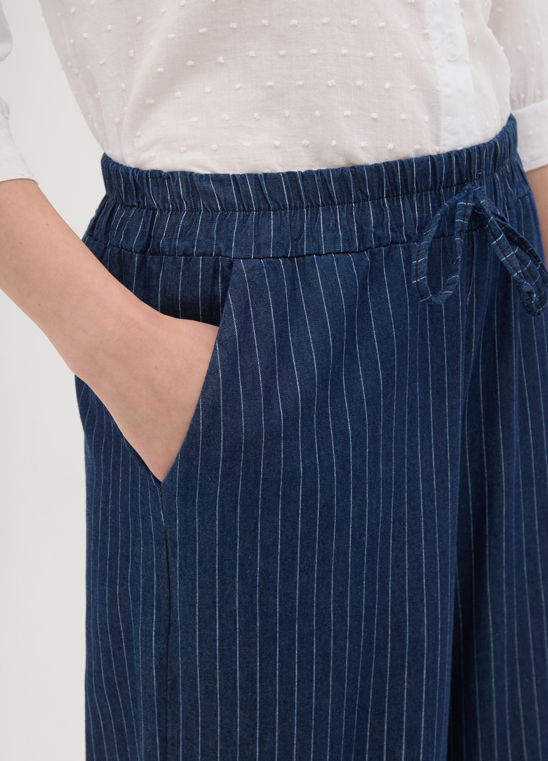 Women's pure cotton blue trousers with regular fit