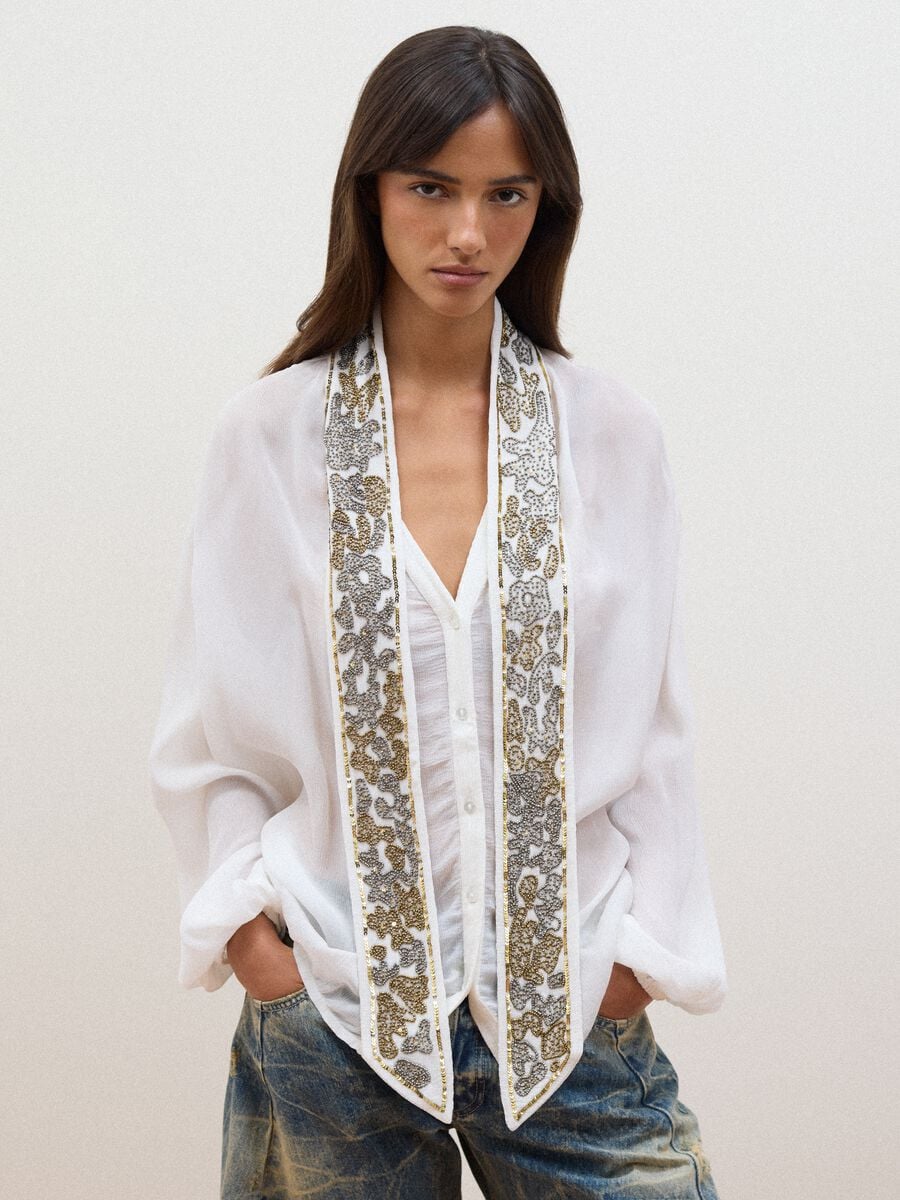White pure-viscose shirt with embroidered collar_0