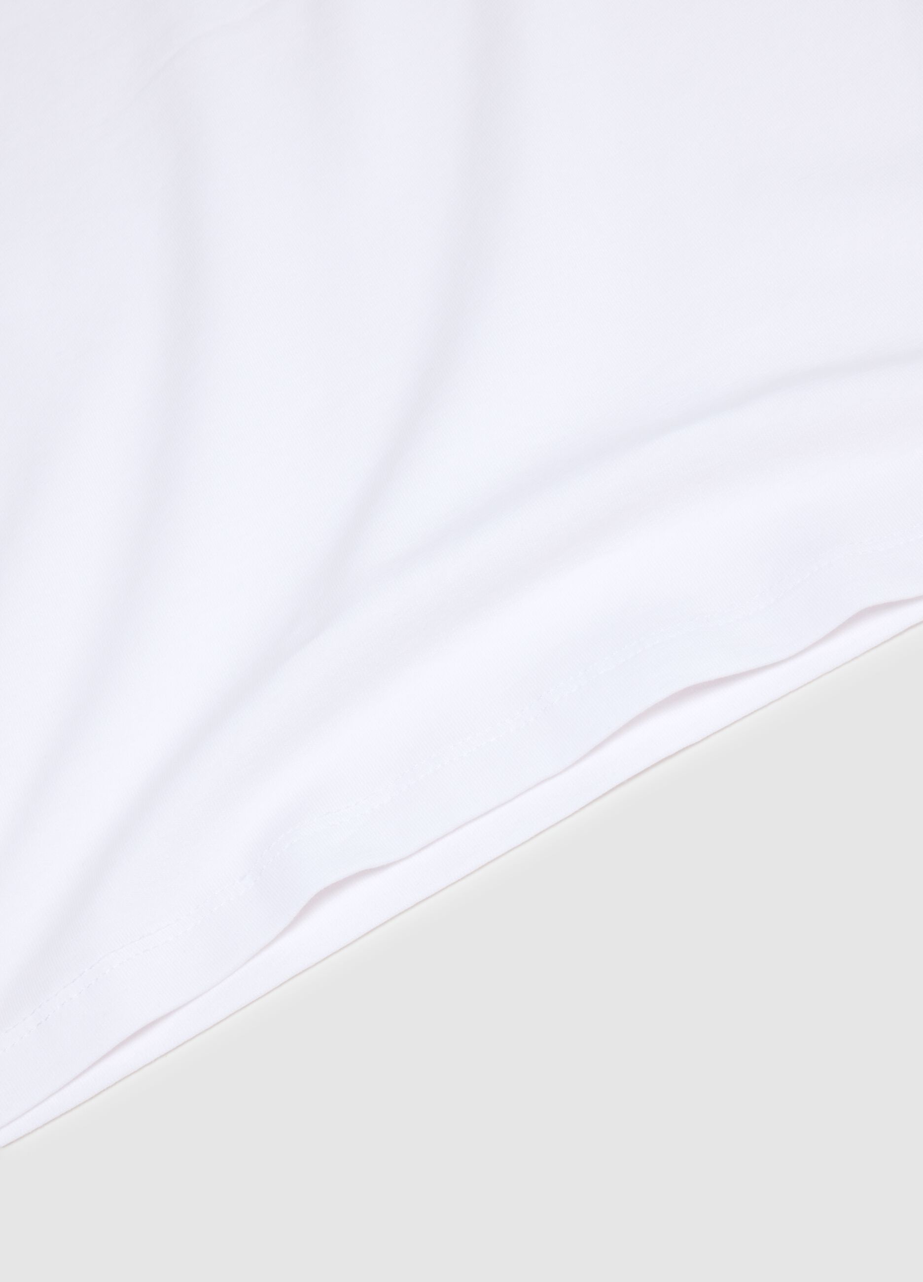 Two-pack of boys' white stretch cotton vests with regular fit