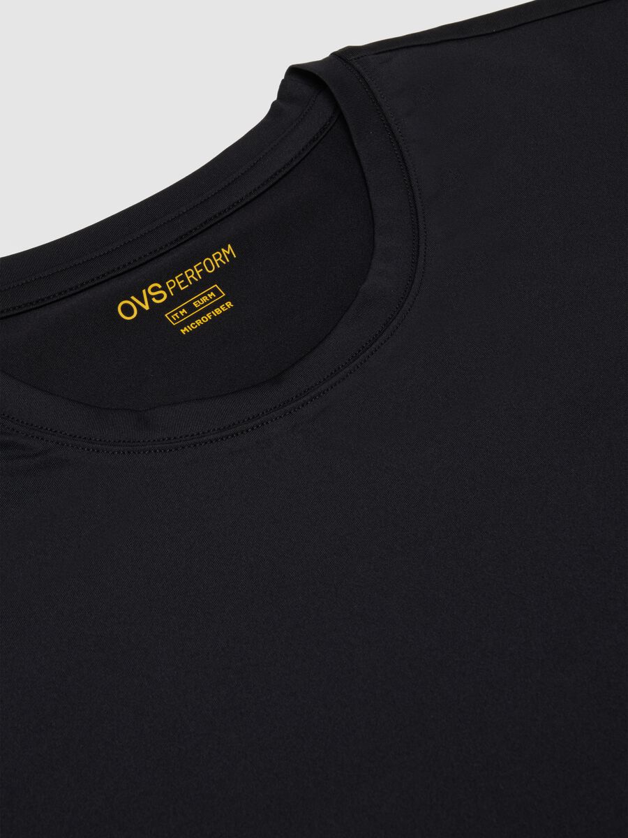 Twin pack of black microfiber t-shirts_5