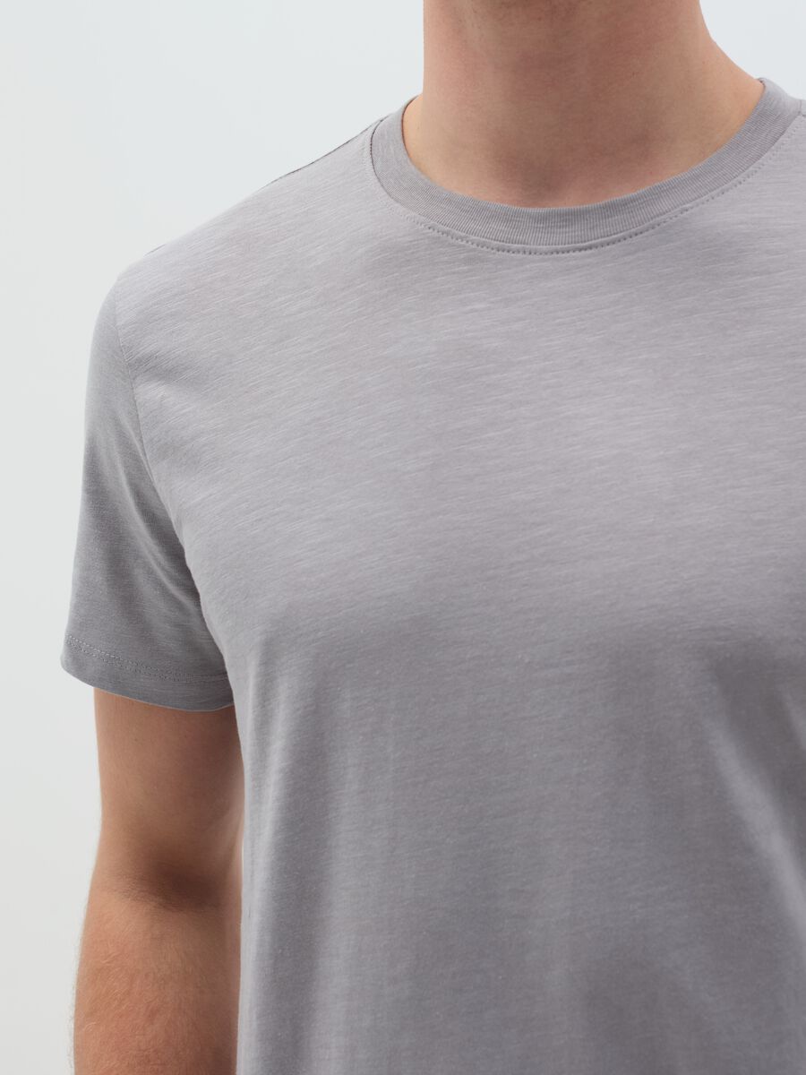 T-shirt in slub cotton with round neck_3