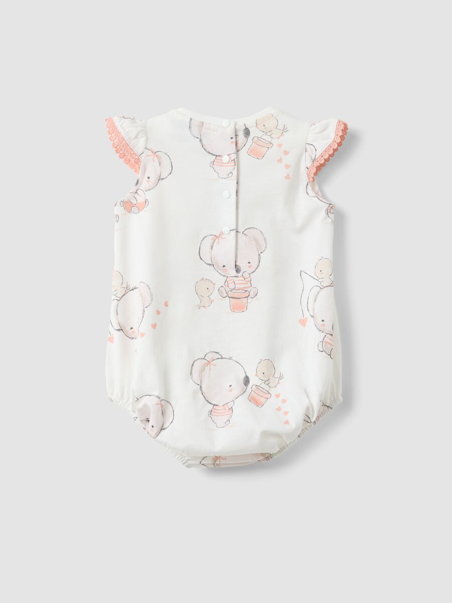 Pagliaccetto in puro cotone bianco da neonata con disegni_1