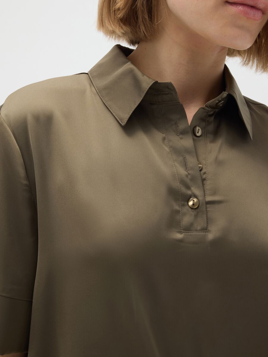 Camicia in satin marrone regular fit_3