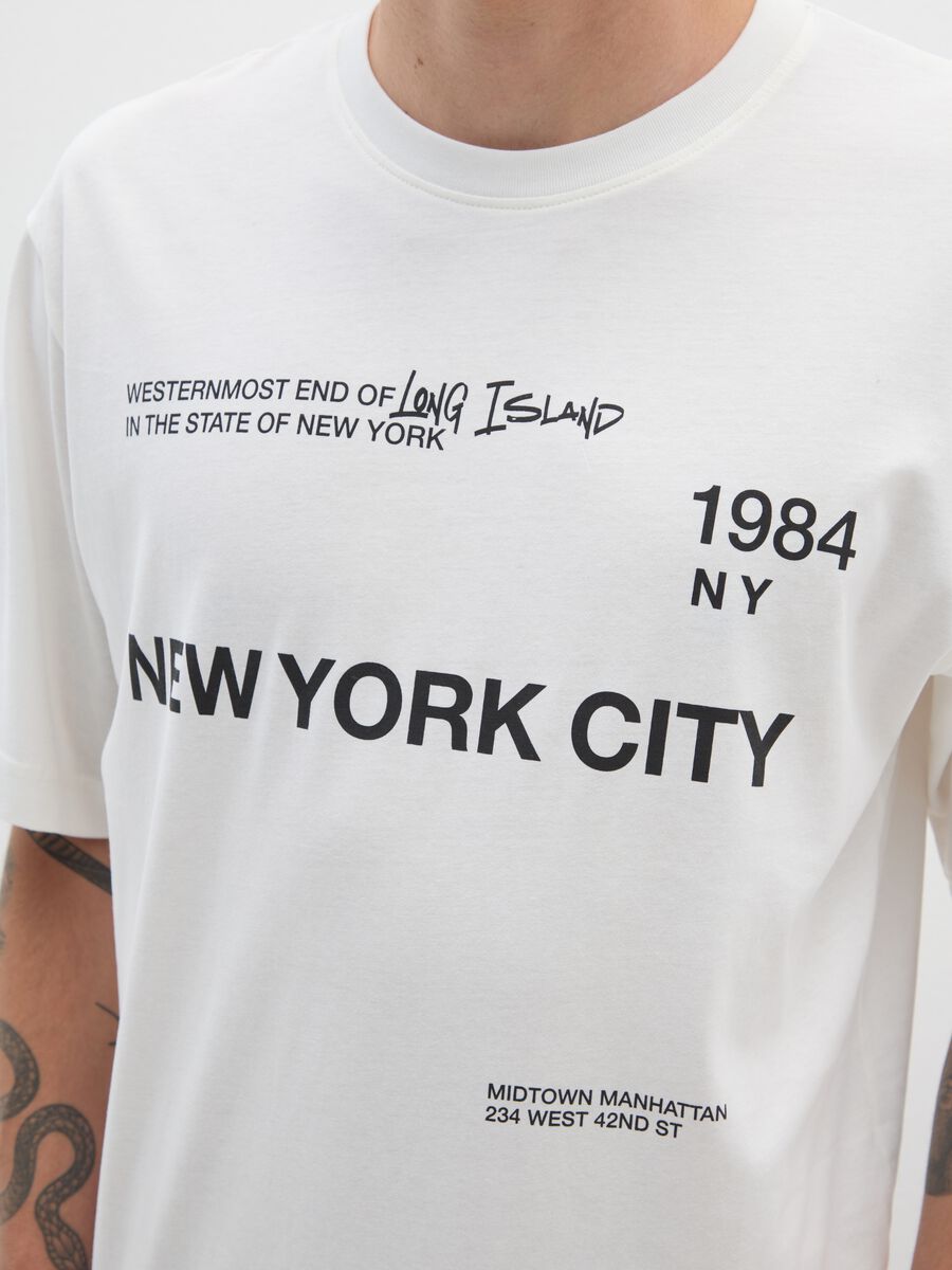 White regular fit pure cotton T-shirt_3