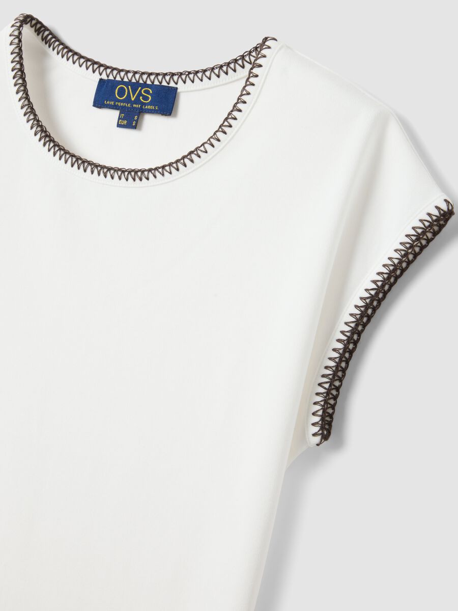 White regular fit stretch cotton t-shirt with stitching_5