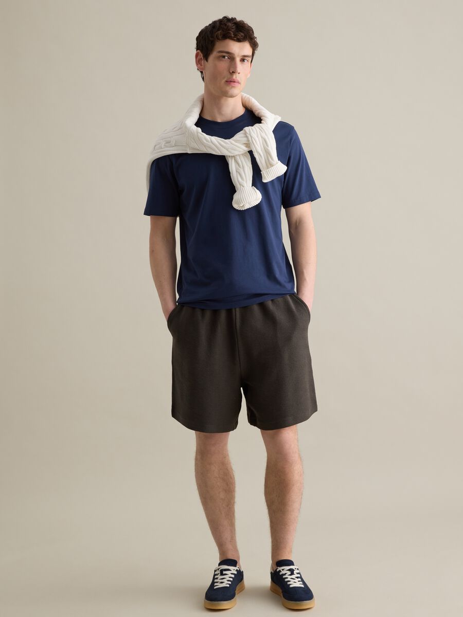 Brown Bermuda shorts in pure Piombo cotton_0
