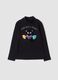 T-shirt nera in cotone elasticizzato con Collo rialzato_4