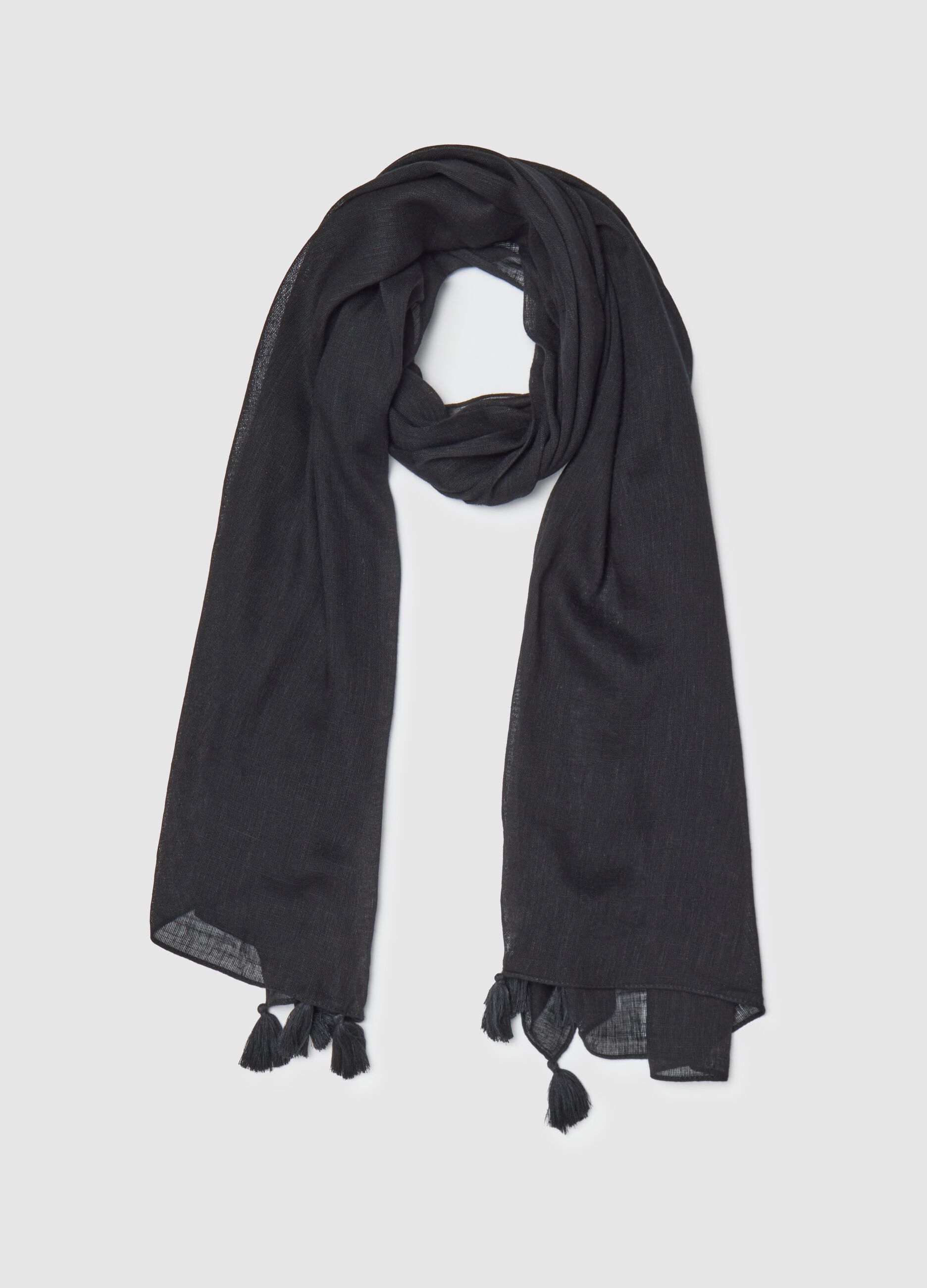 Black scarf with tassels