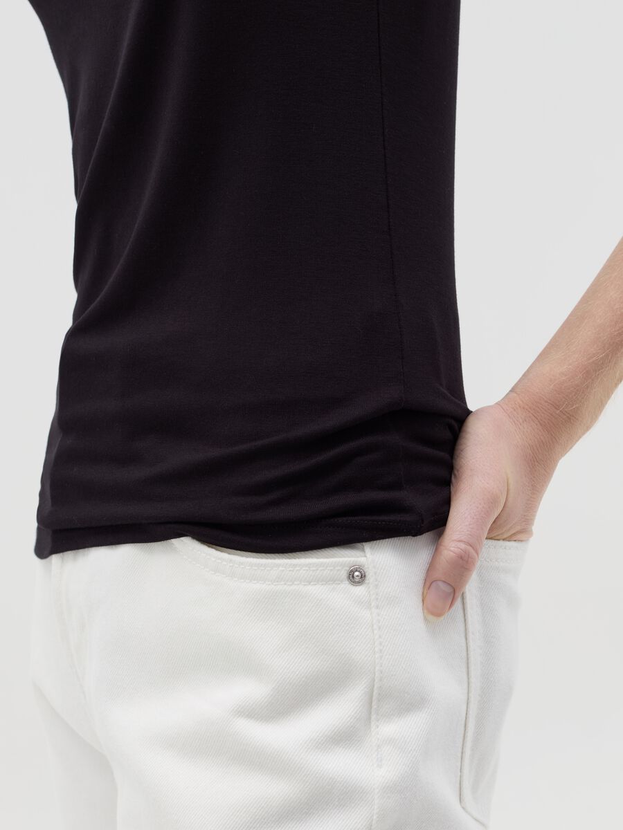 Basic black tank top in stretch viscose_2