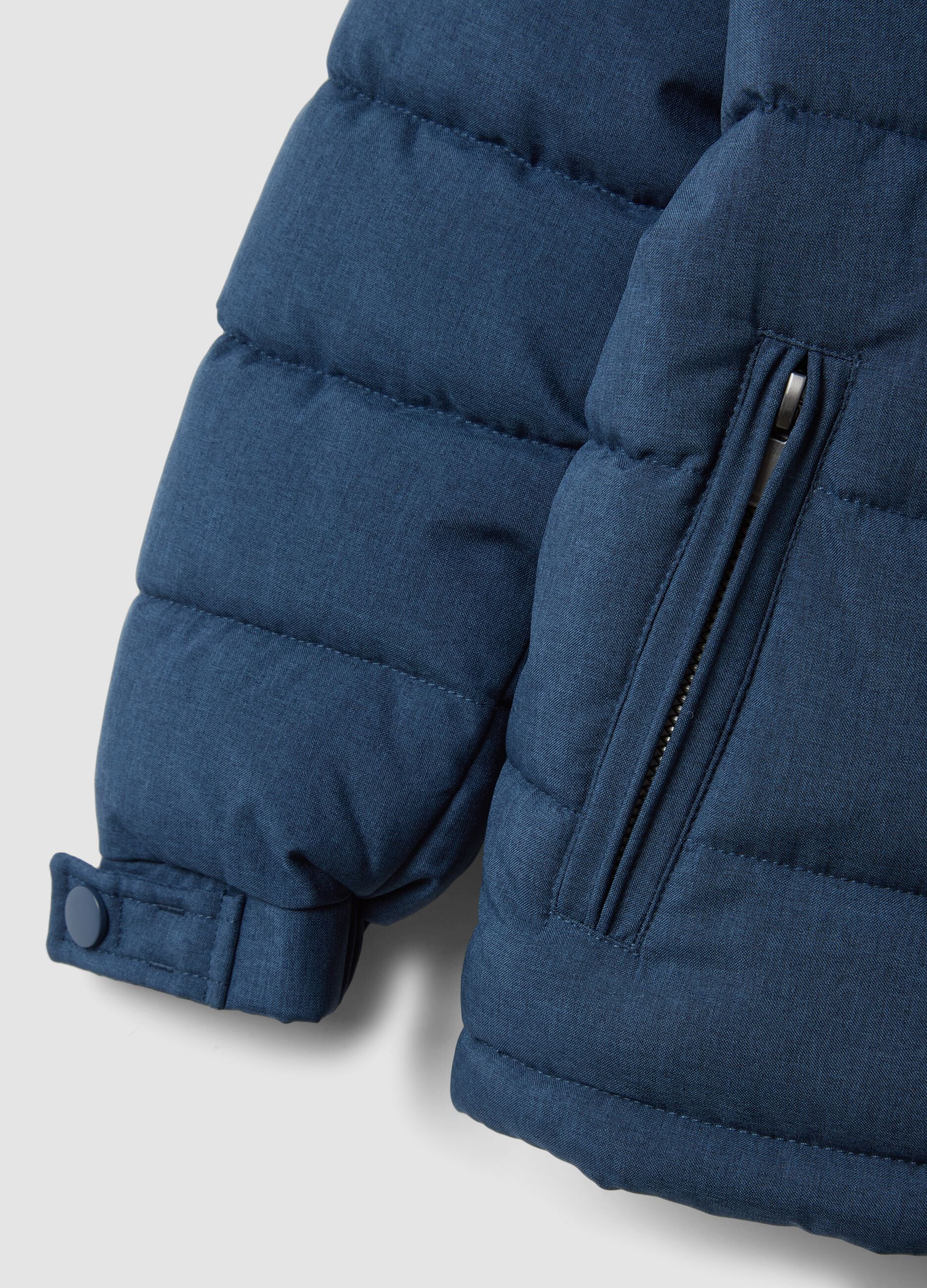 Giubbotto blu imbottito con cappuccio per bambino