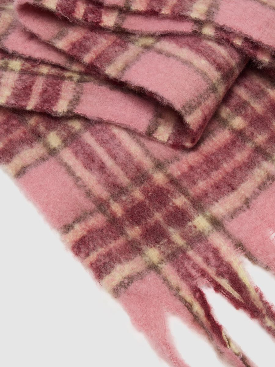 Multicoloured Checked Scarf with Fringes_2