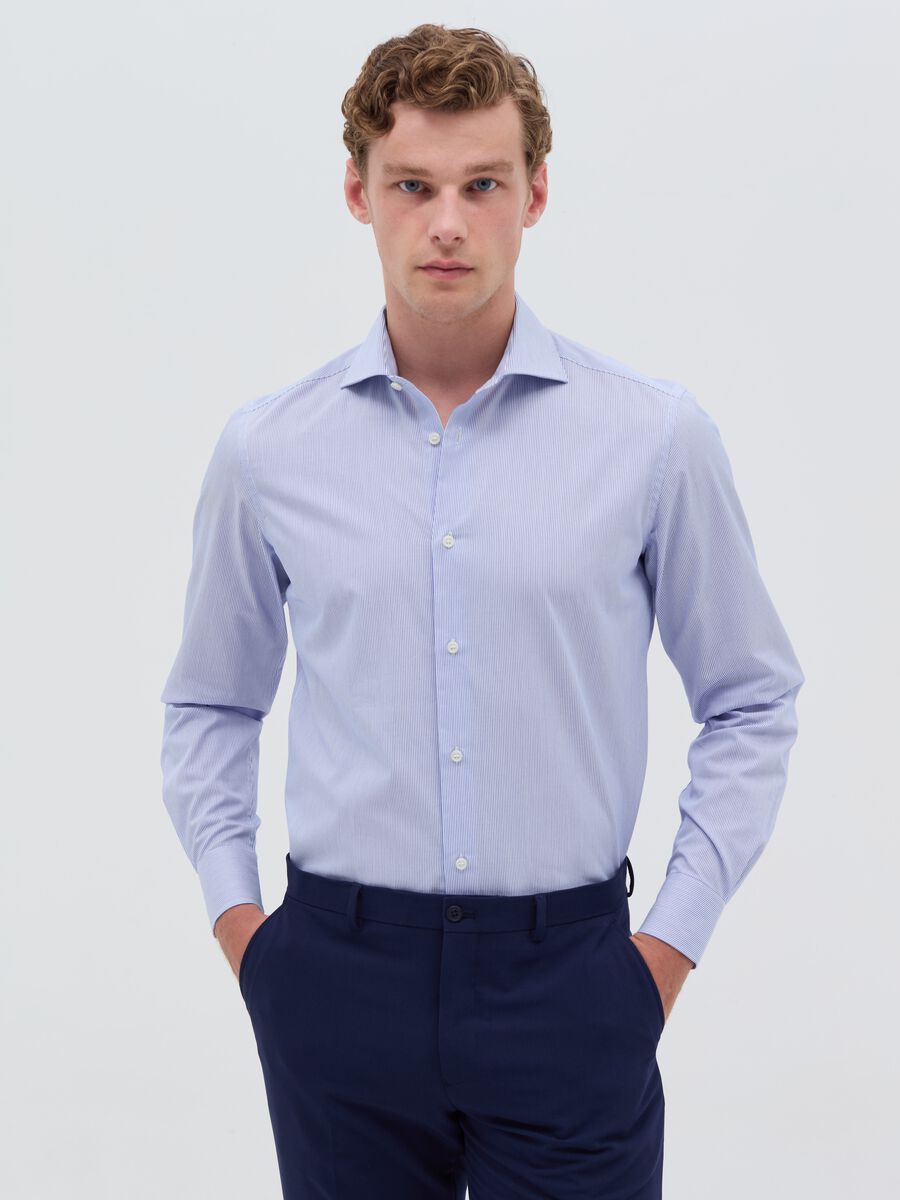 Slim-fit easy-iron pinstripe shirt_0
