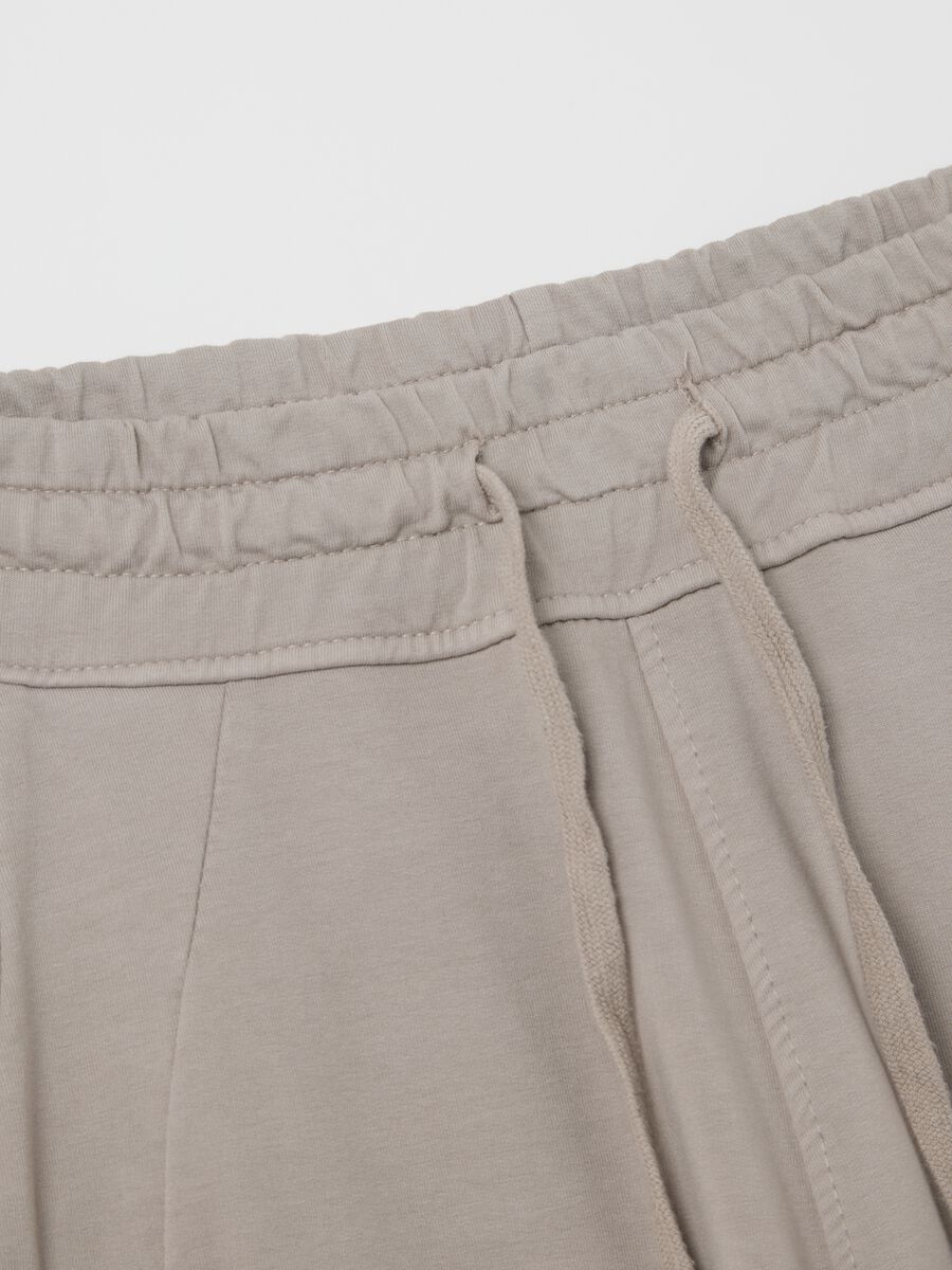 Beige fluid trousers with wide leg_5