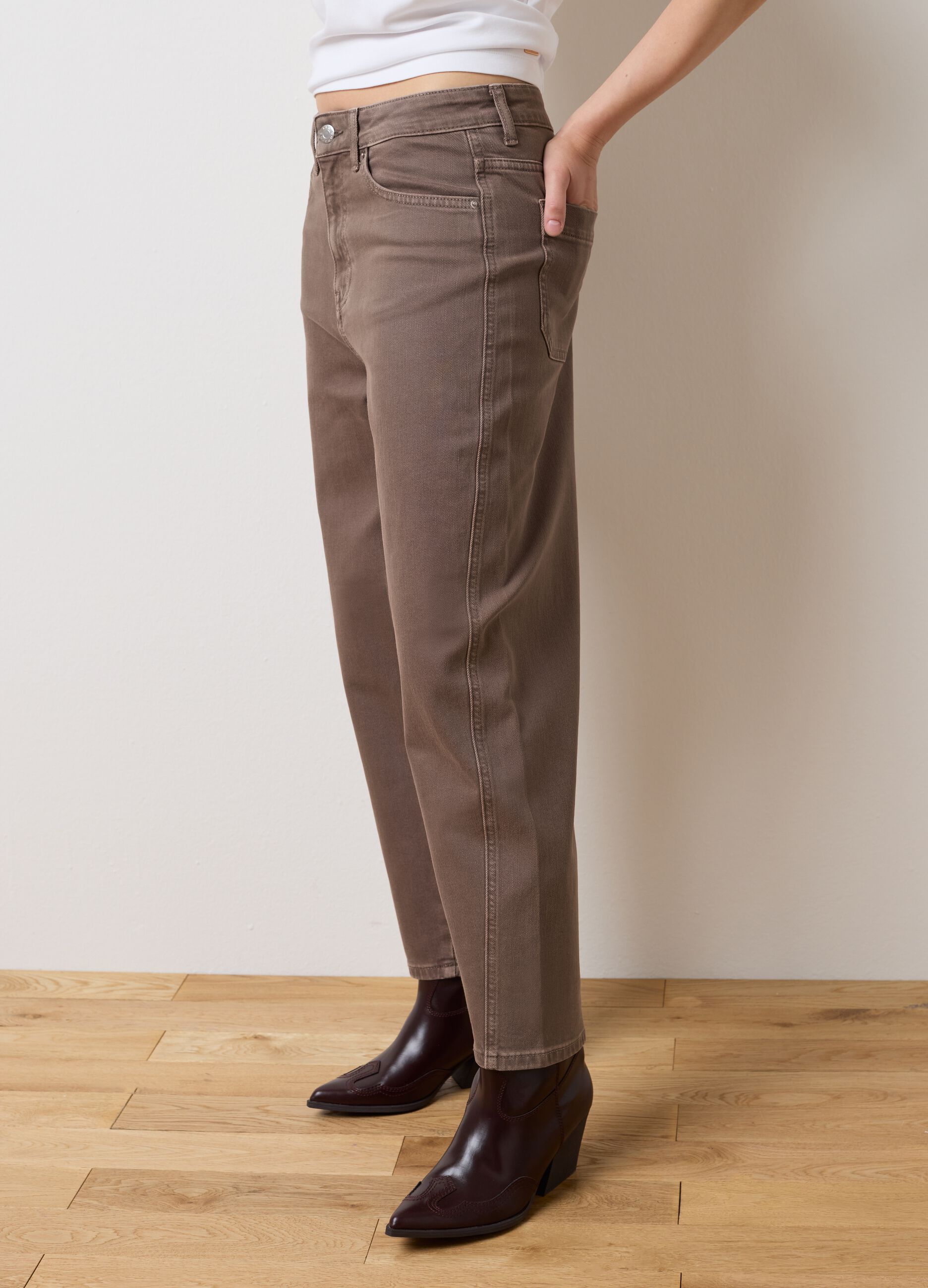 Brown balloon trousers in stretch cotton