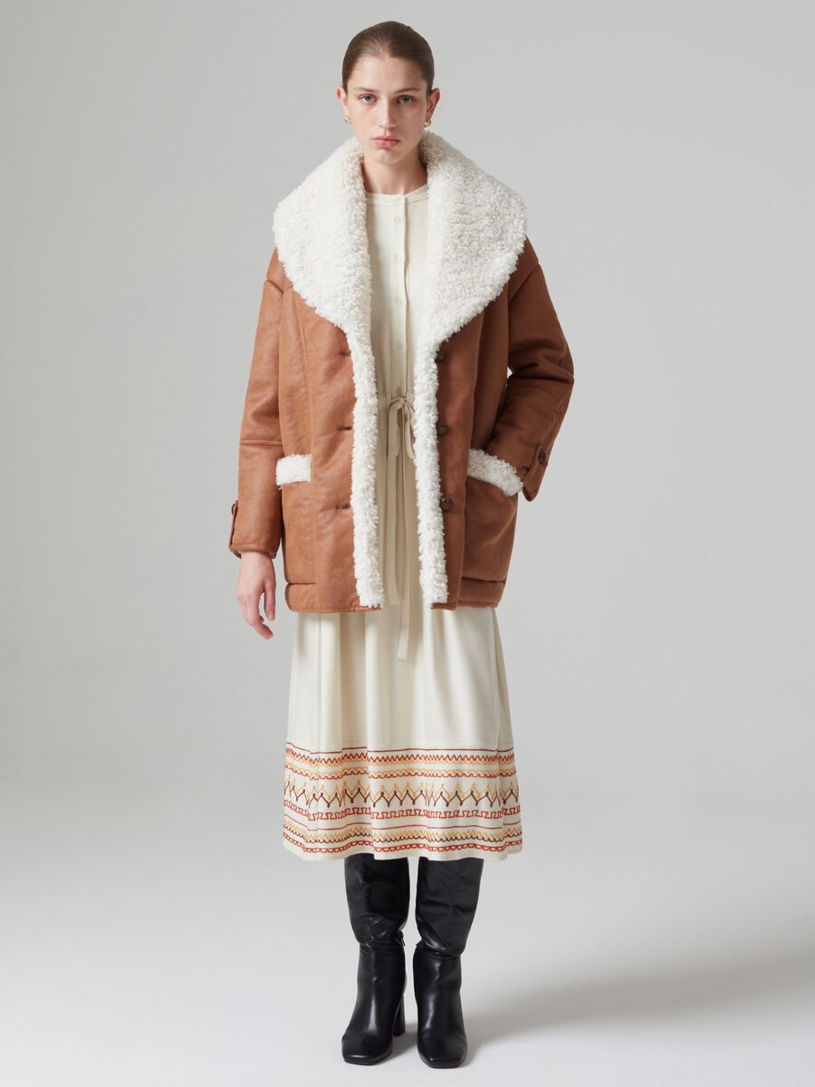 Eco montone oversize con interno in sherpa_1