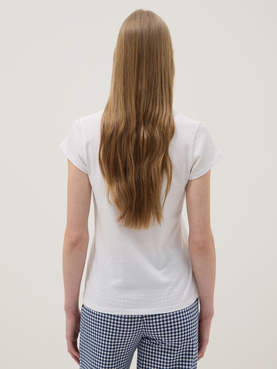 Maglietta pigiama in puro cotone bianca regular fit con fragole_2