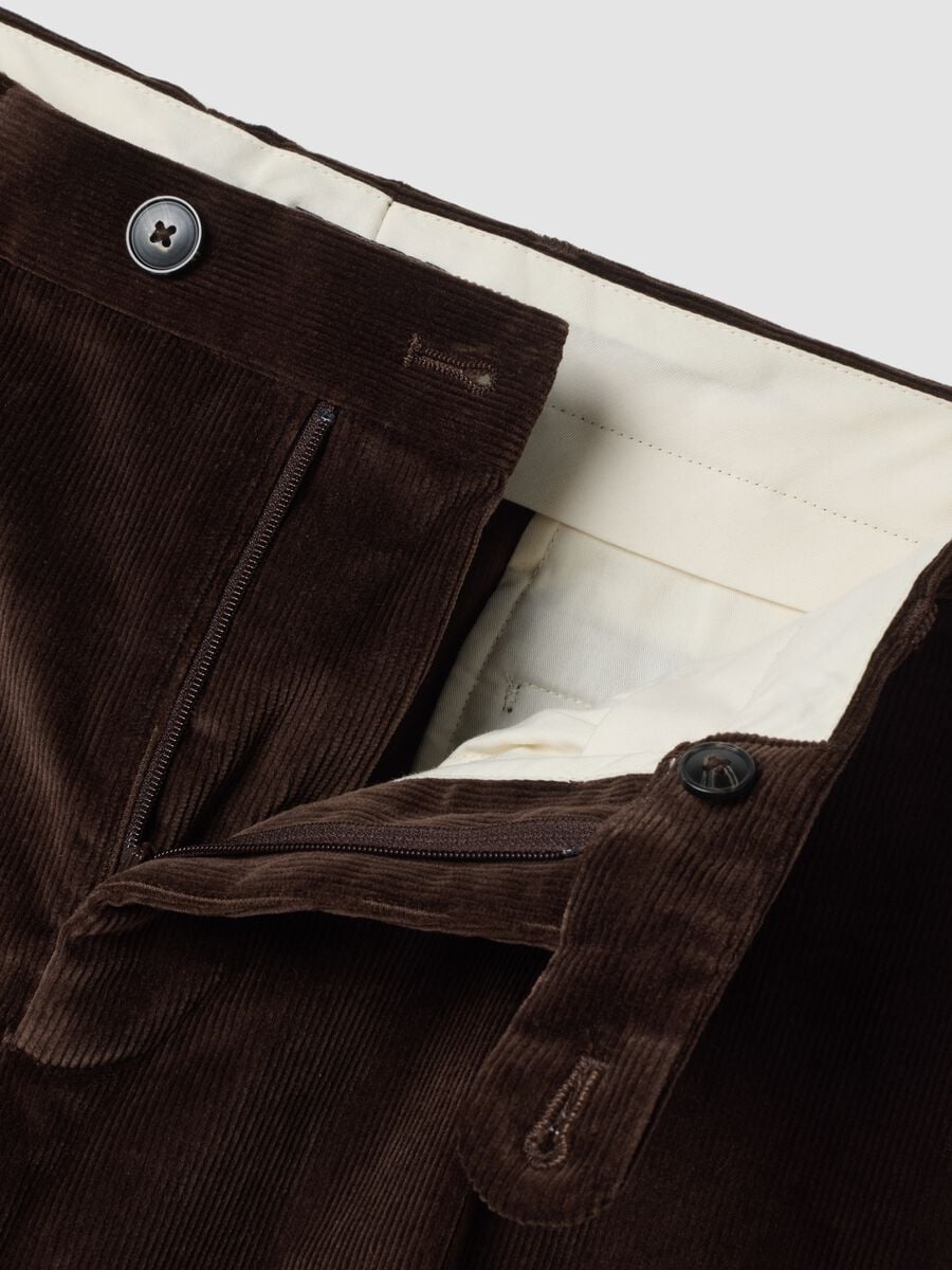 Pantaloni marroni in cotone elasticizzato regular fit a coste_1