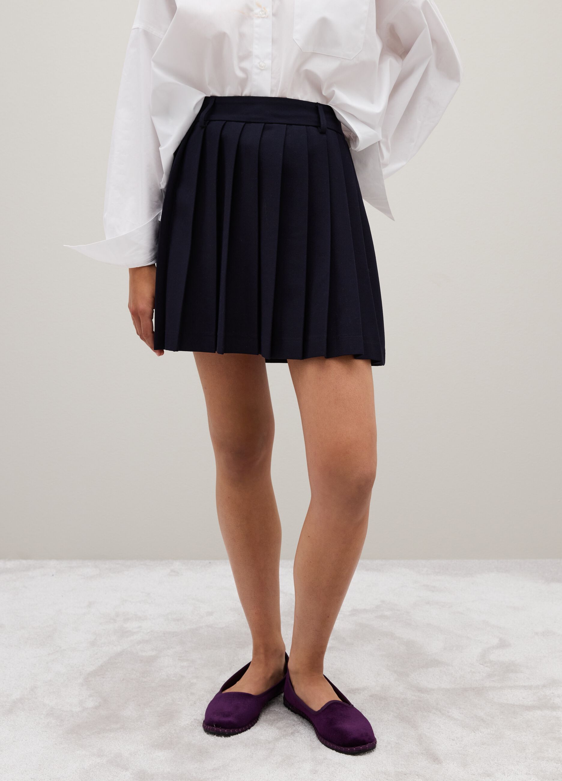 Blue stretch fabric skirt with regular fit