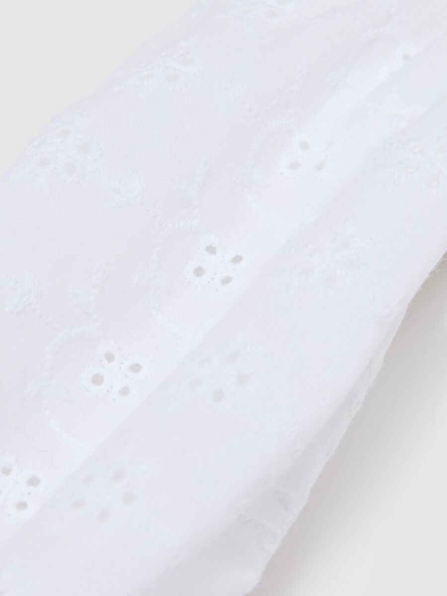 White pure cotton baby headband with embroidery_1