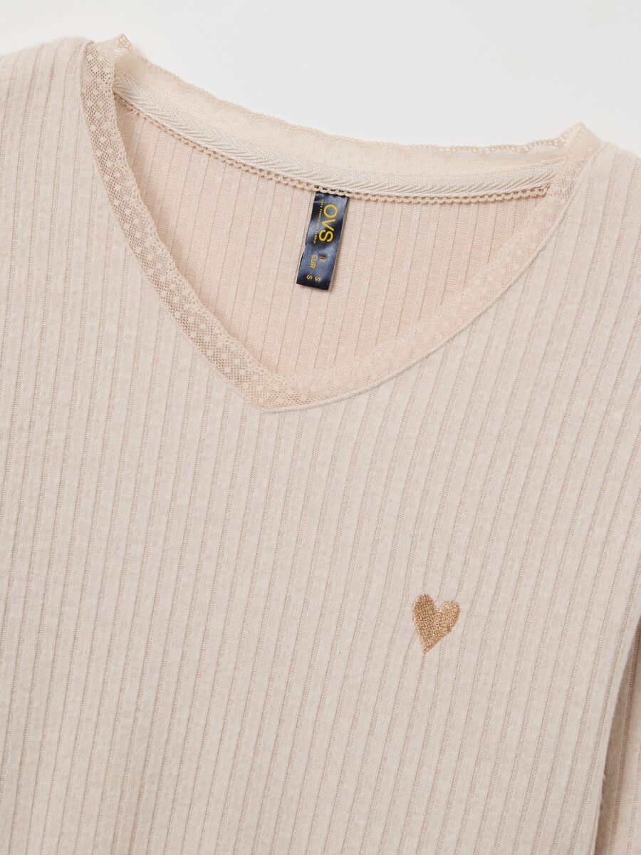 Beige ribbed pyjama top with regular fit and V-neck_1