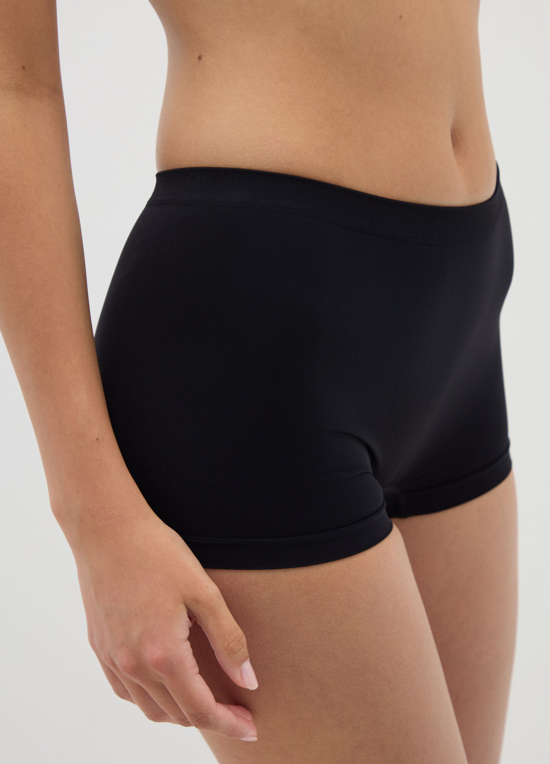  Culotte in tessuto elasticizzato nero