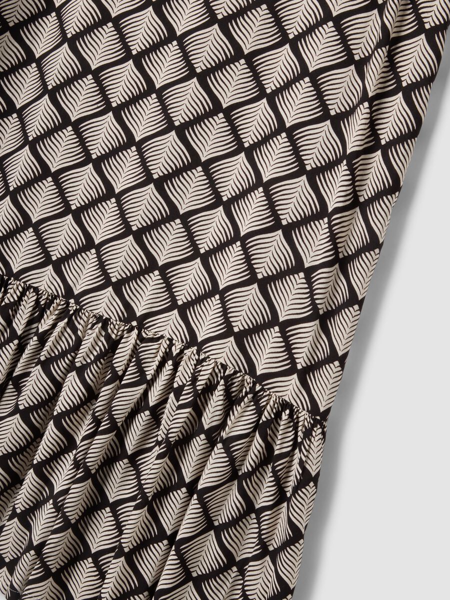 Multicolour dress with geometric pattern_5