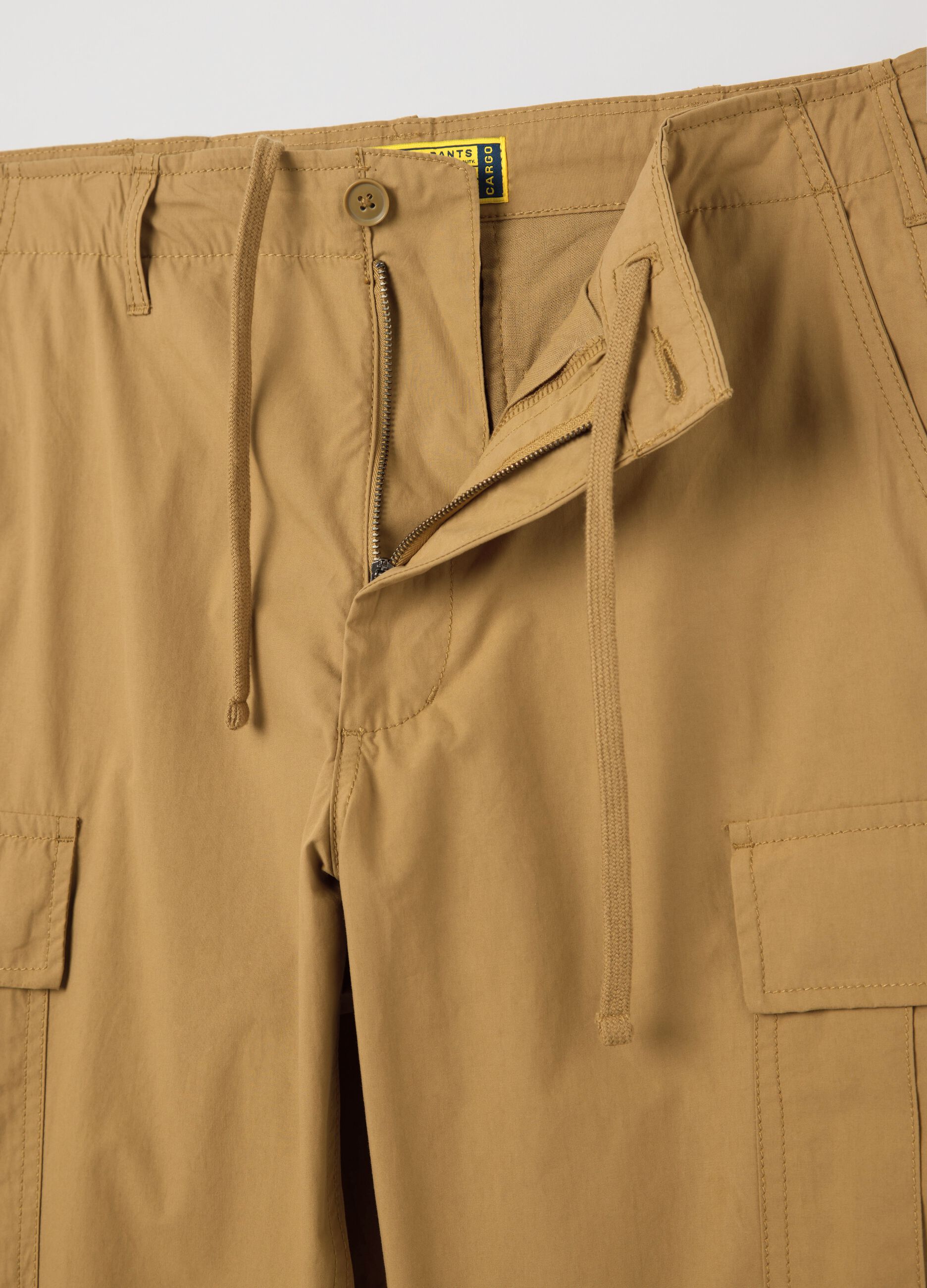 Beige cargo trousers in cotton