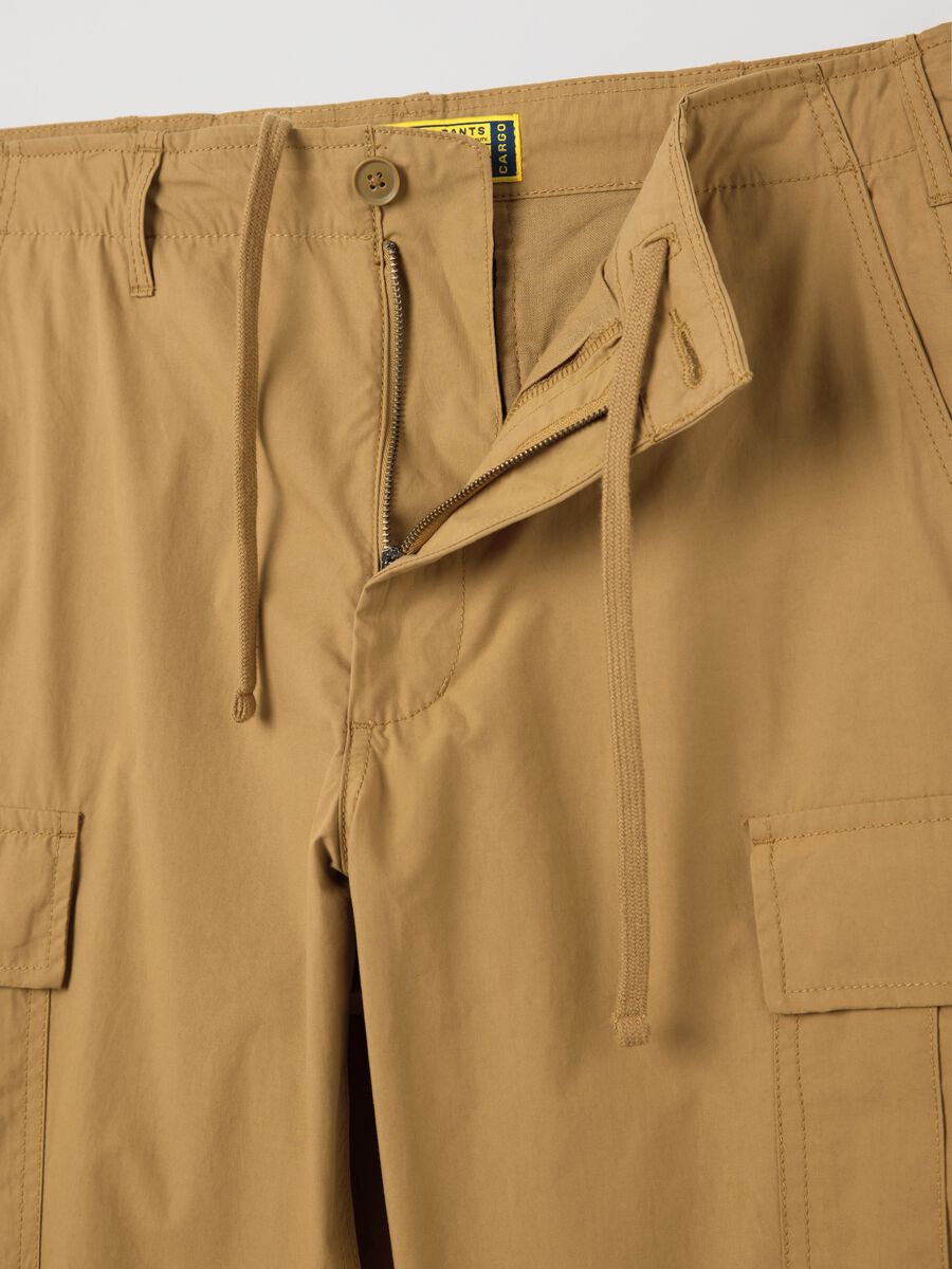 Beige cargo trousers in cotton_5