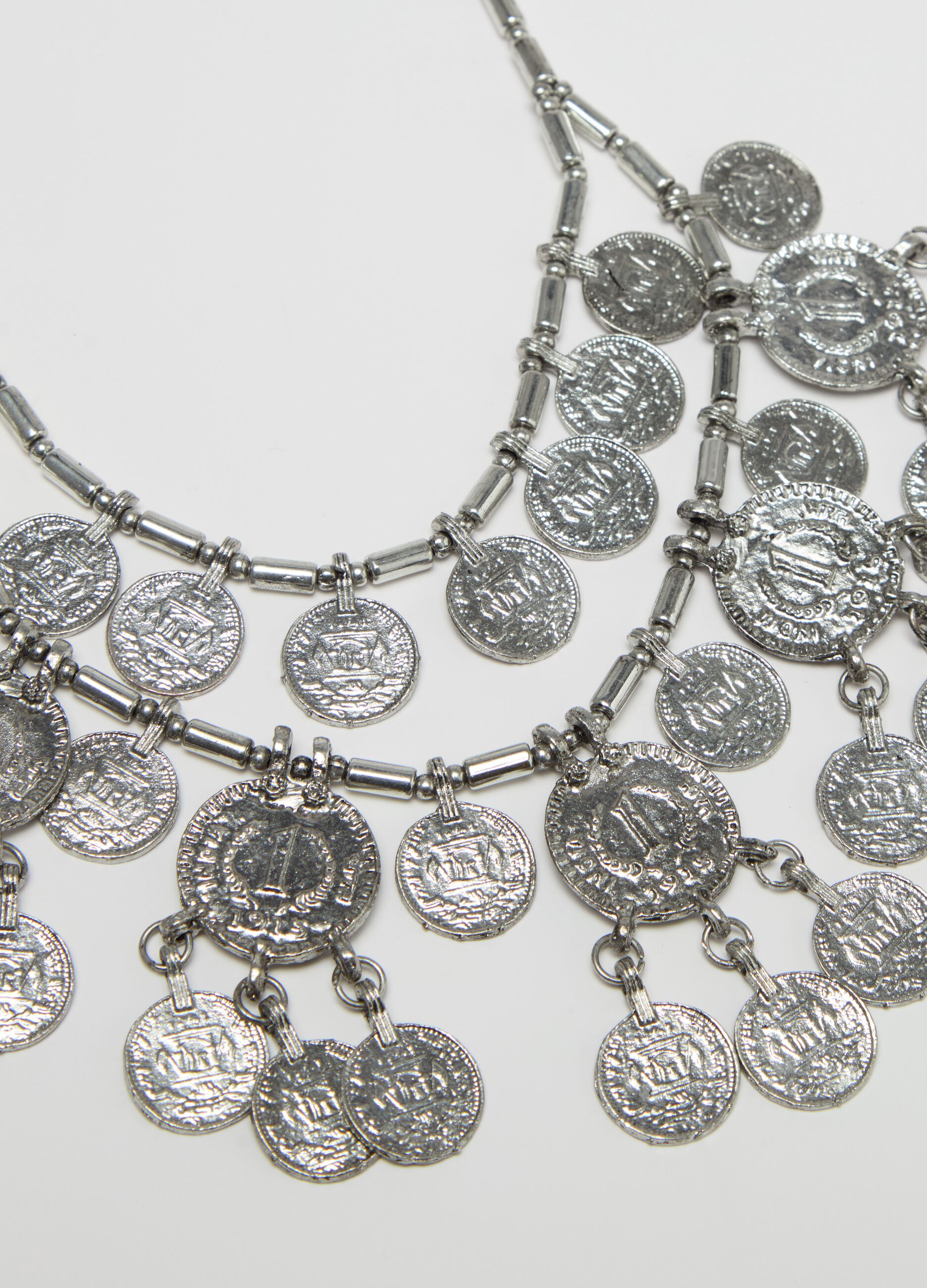 Collana doppio filo con monete