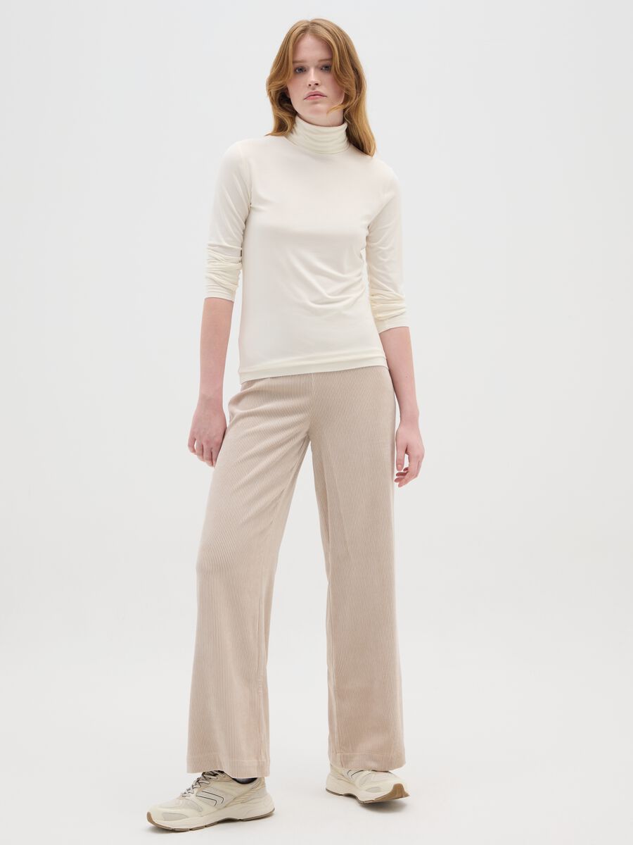 White Regular Fit Turtleneck Sweater_1