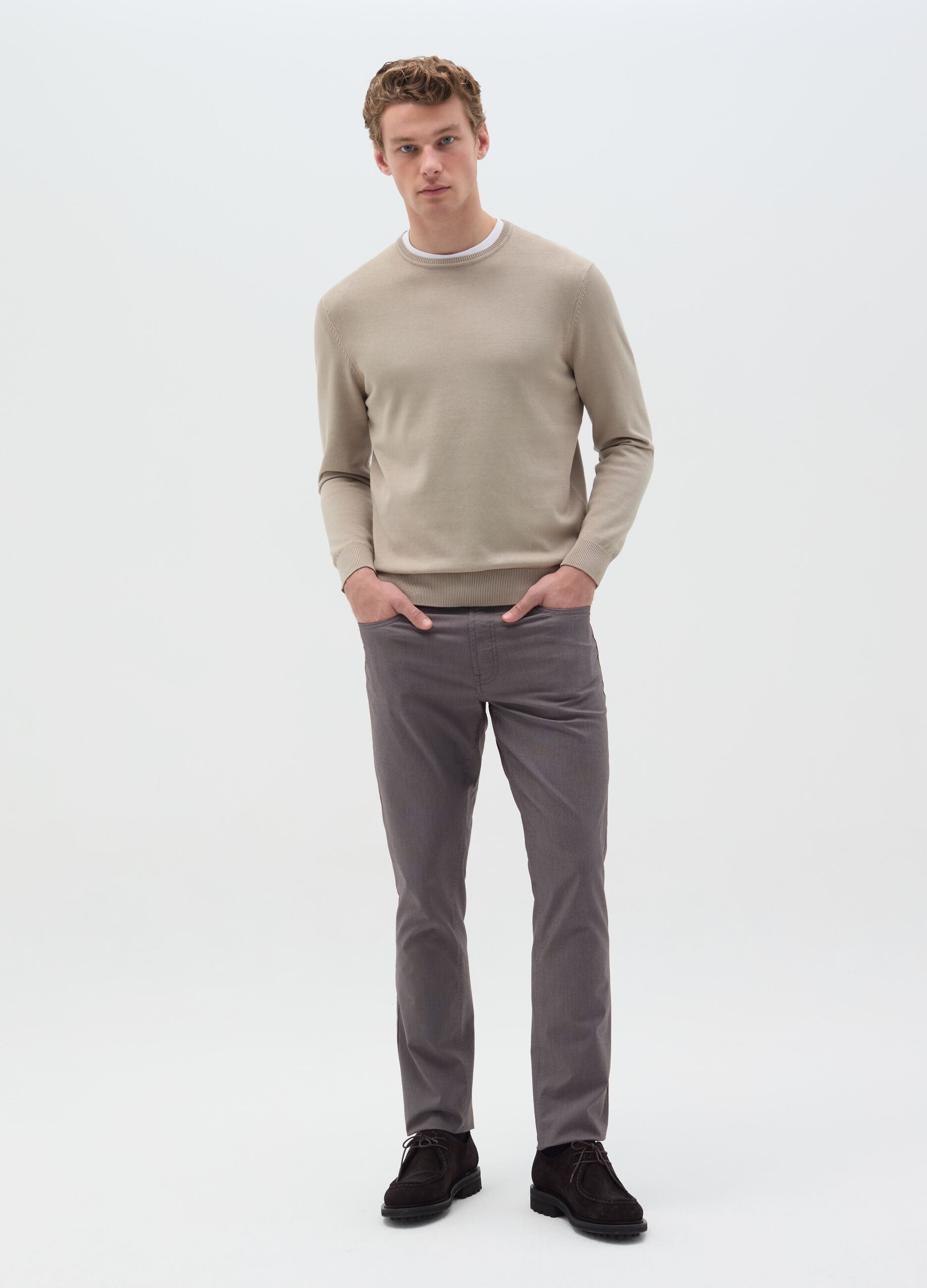 Cotton pullover with round neck