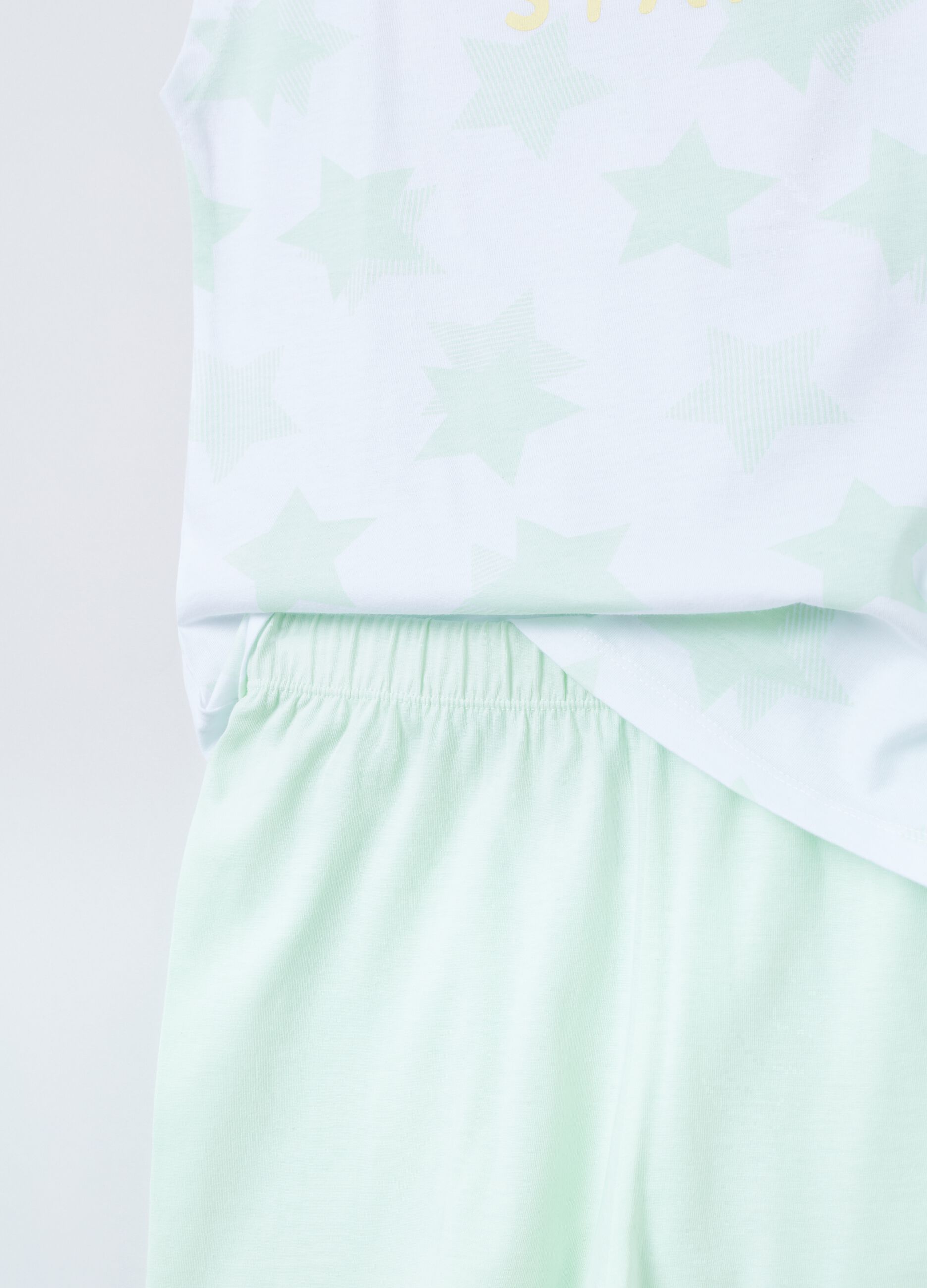 Short cotton pyjamas with stars print