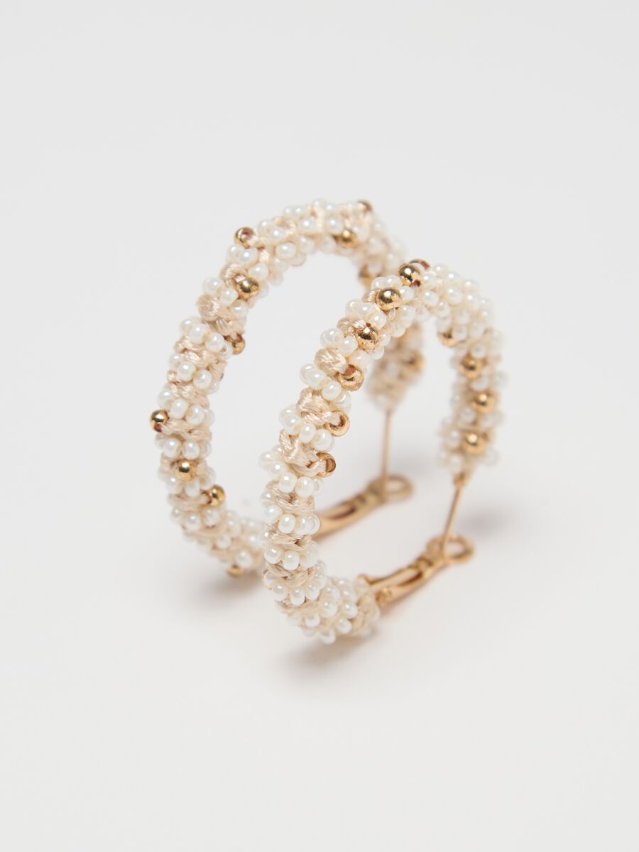 Hoop earrings with beads_1