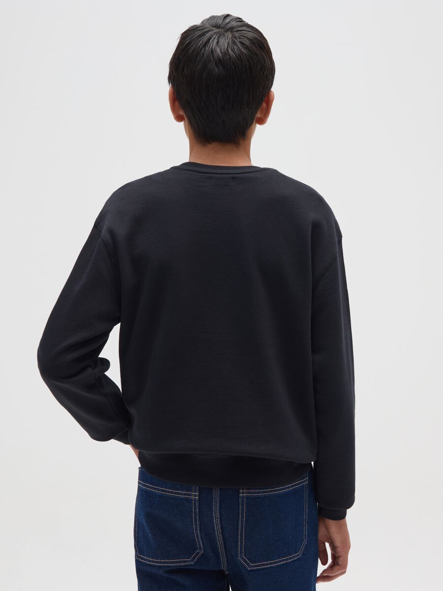 Felpa da ragazzo in puro cotone nera oversize_1