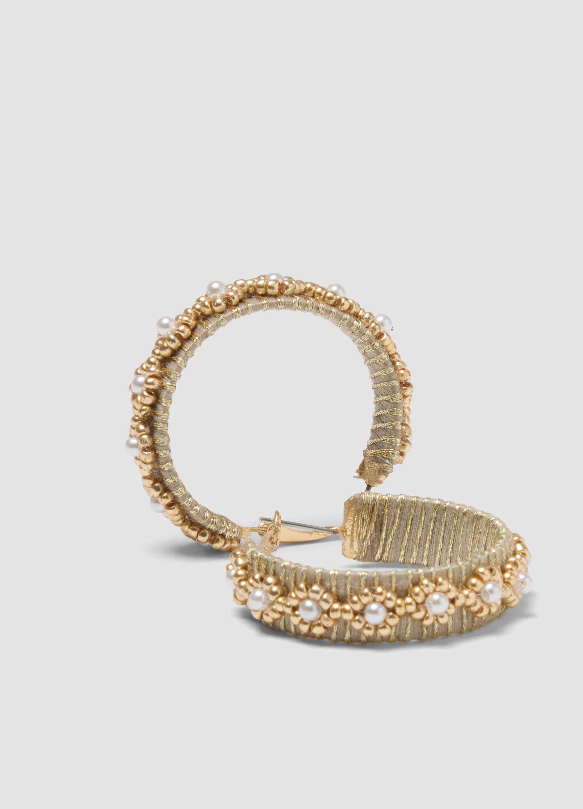 Beige beaded earrings