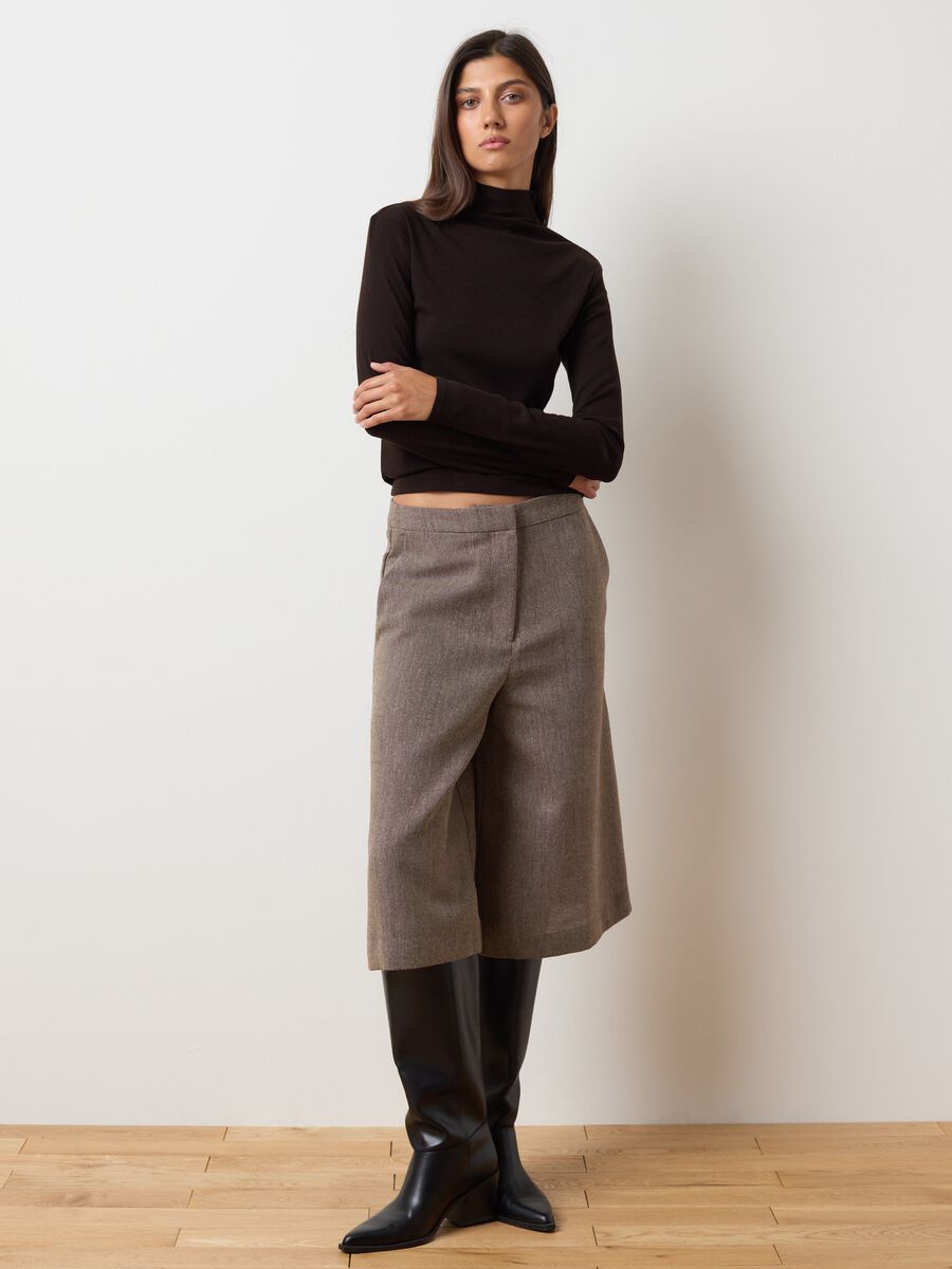 Long Brown Sleeve T-shirt_2