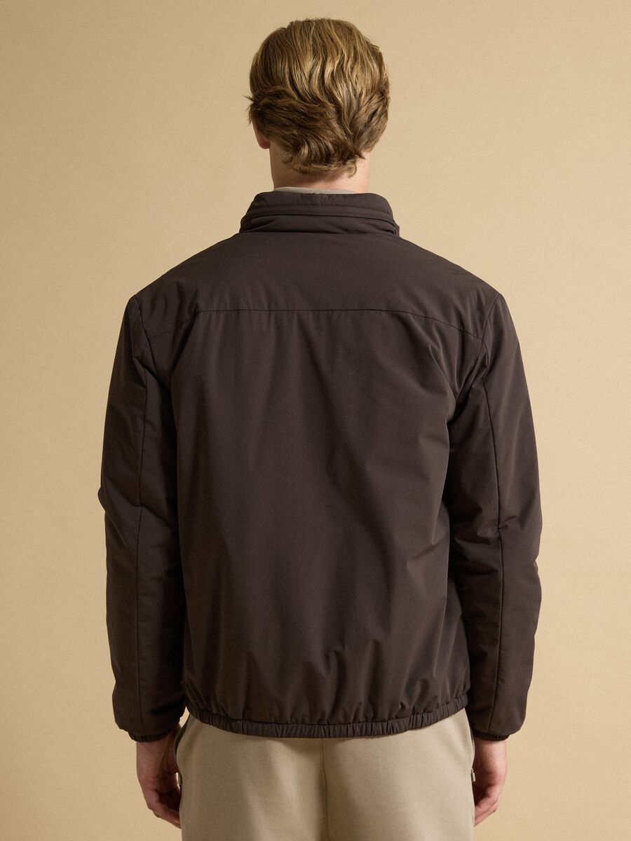 Giacca marrone imbottita in tessuto elasticizzato regular fit_3