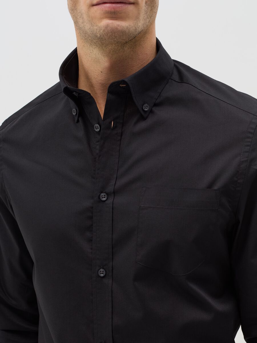 Regular-fit easy-iron shirt with button-down collar_1