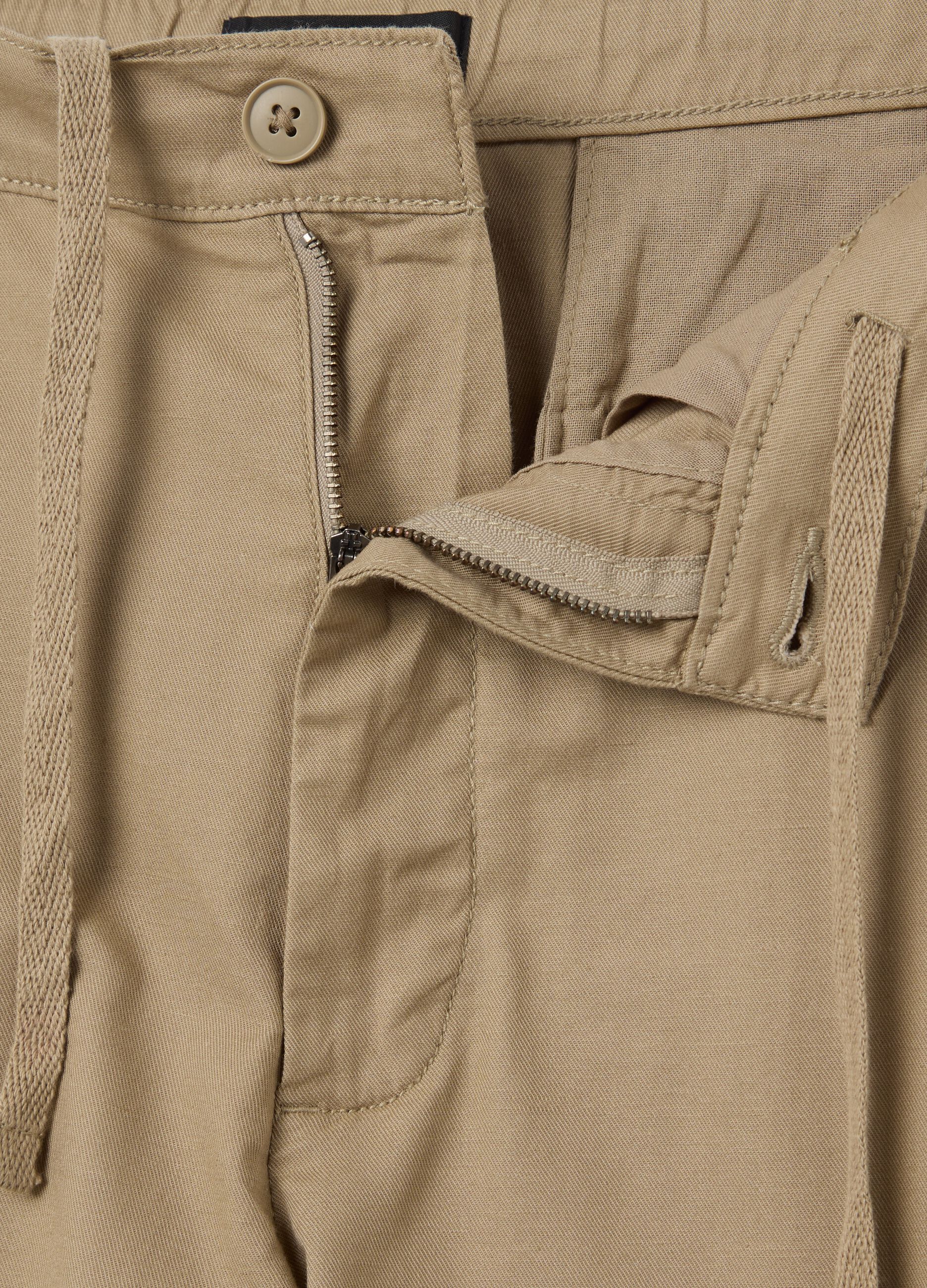 Pantalone relaxed fit in viscosa e lino beige