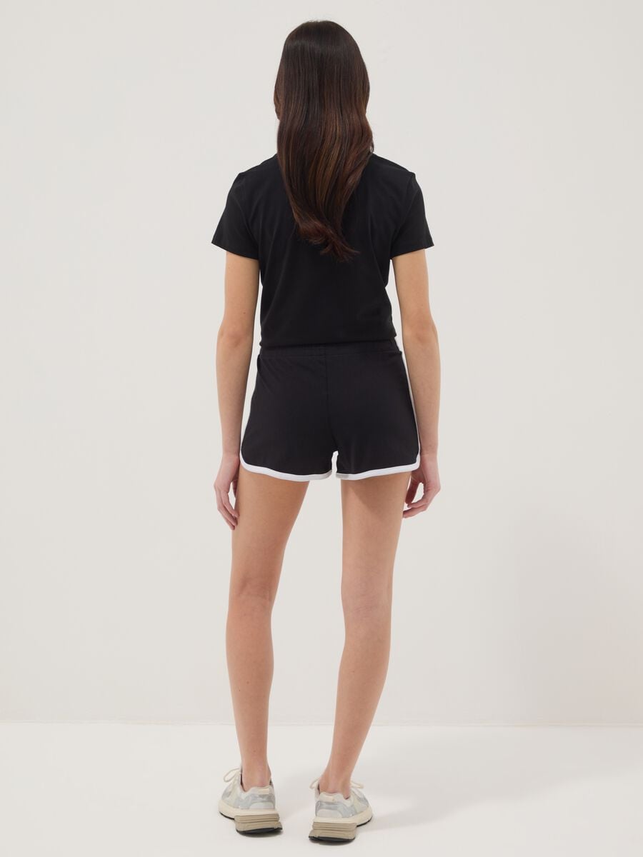 Pantaloni corti in puro cotone nero da ragazza slim fit_1