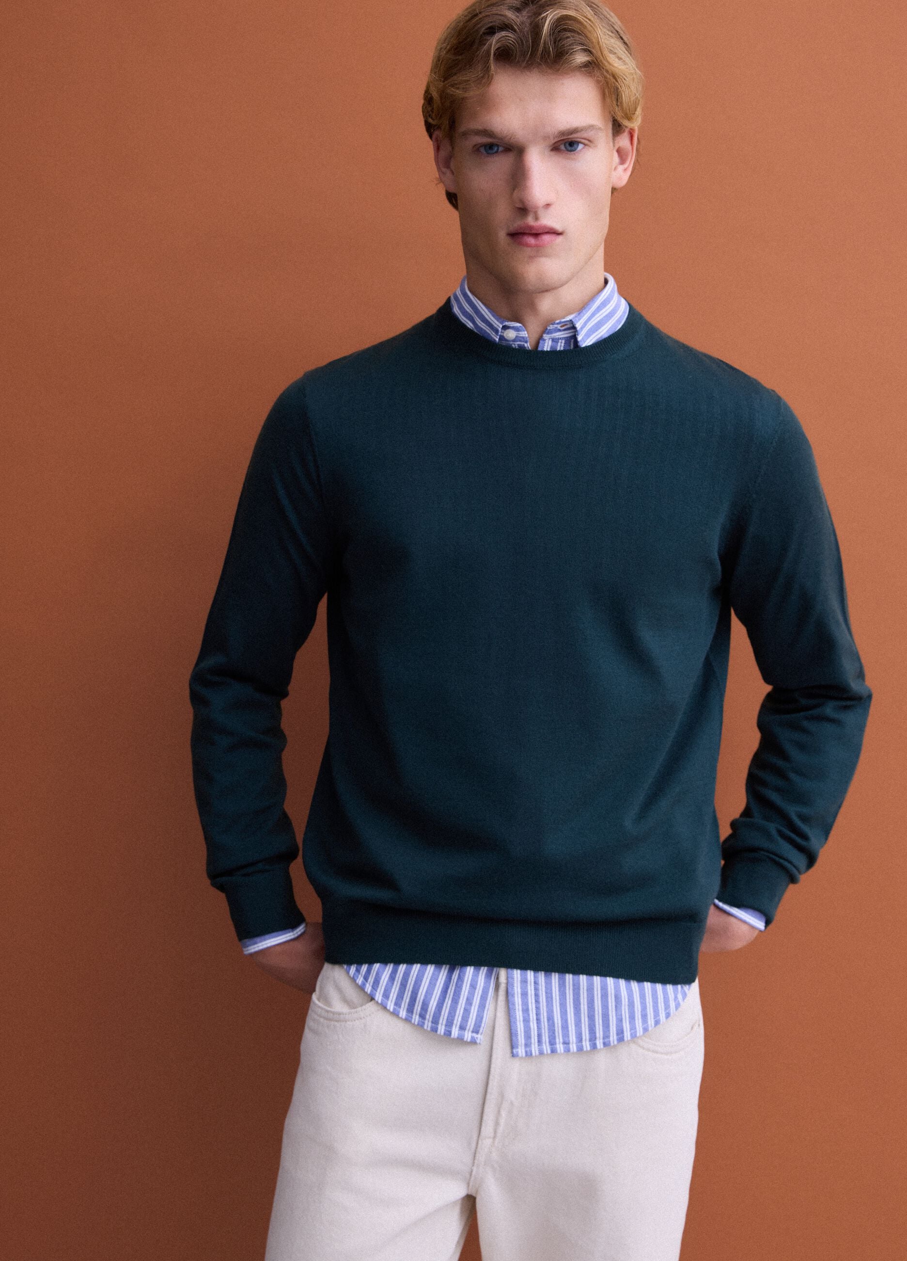 Green crew-neck pure merino wool jumper, regular fit